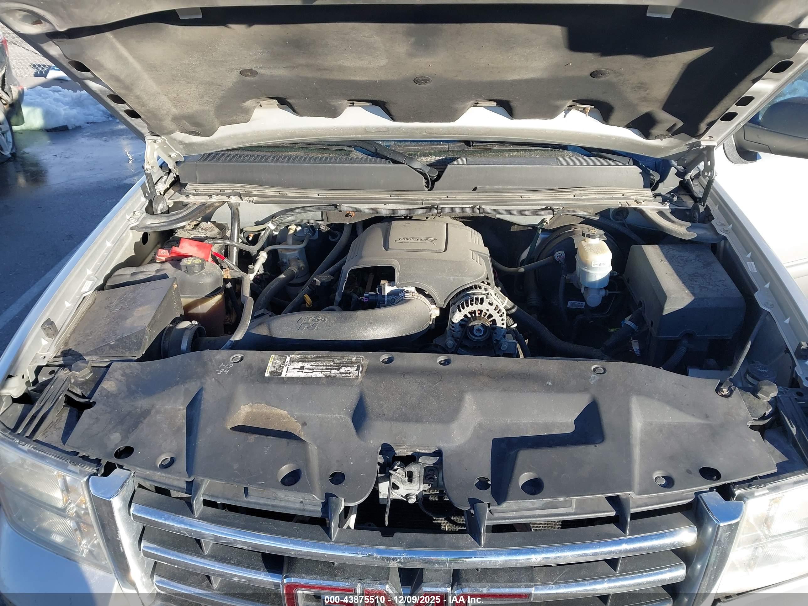 GMC SIERRA image 10