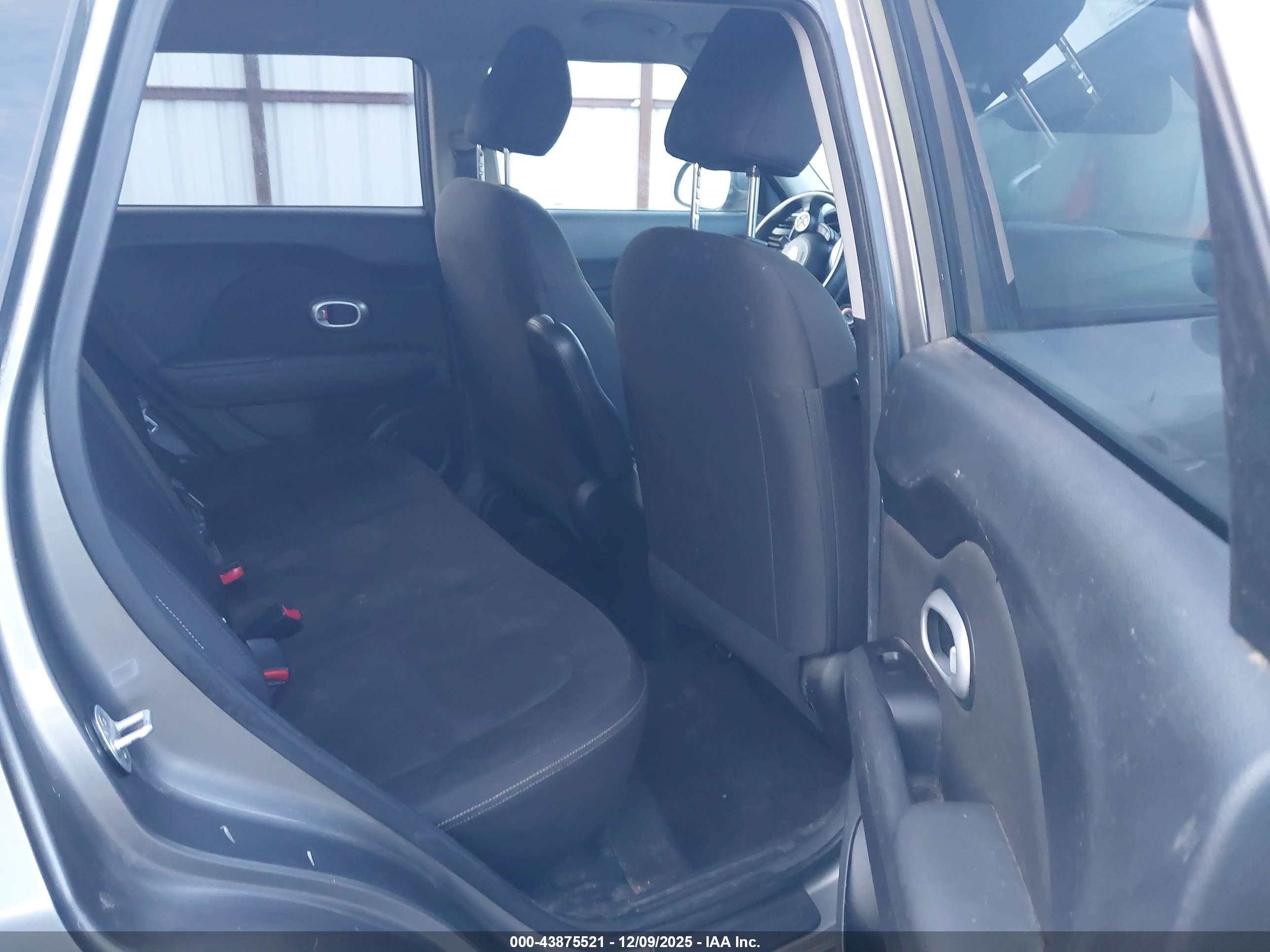 KIA SOUL image 8