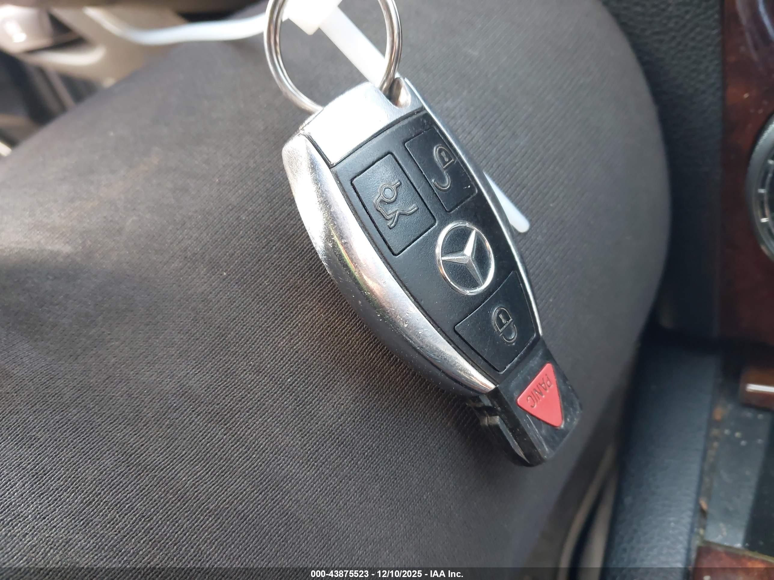 MERCEDES-BENZ C image 11