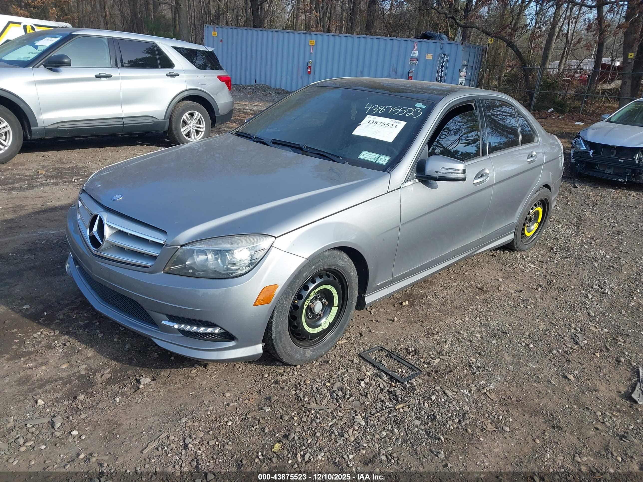 MERCEDES-BENZ C image 2