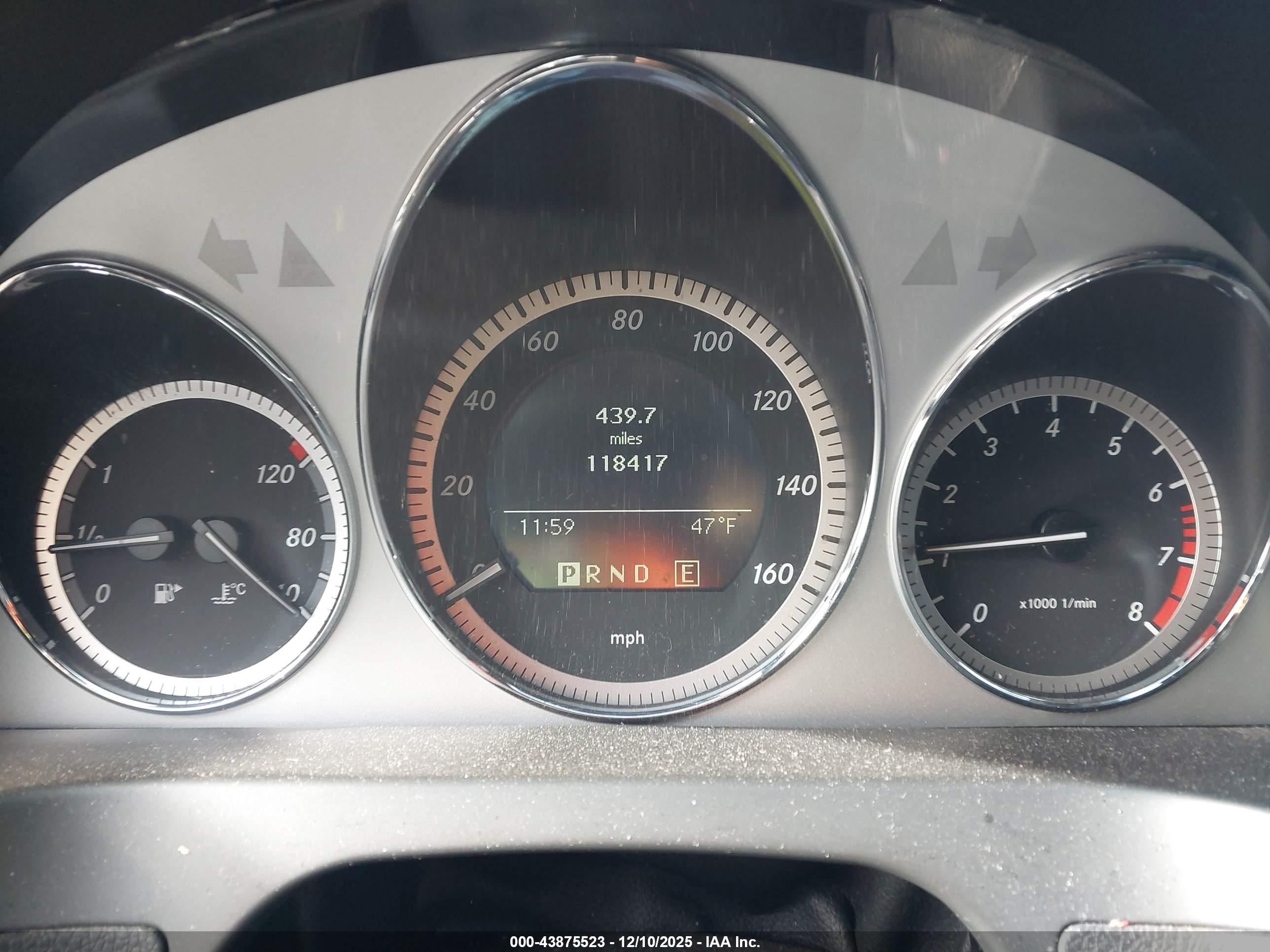 MERCEDES-BENZ C image 7