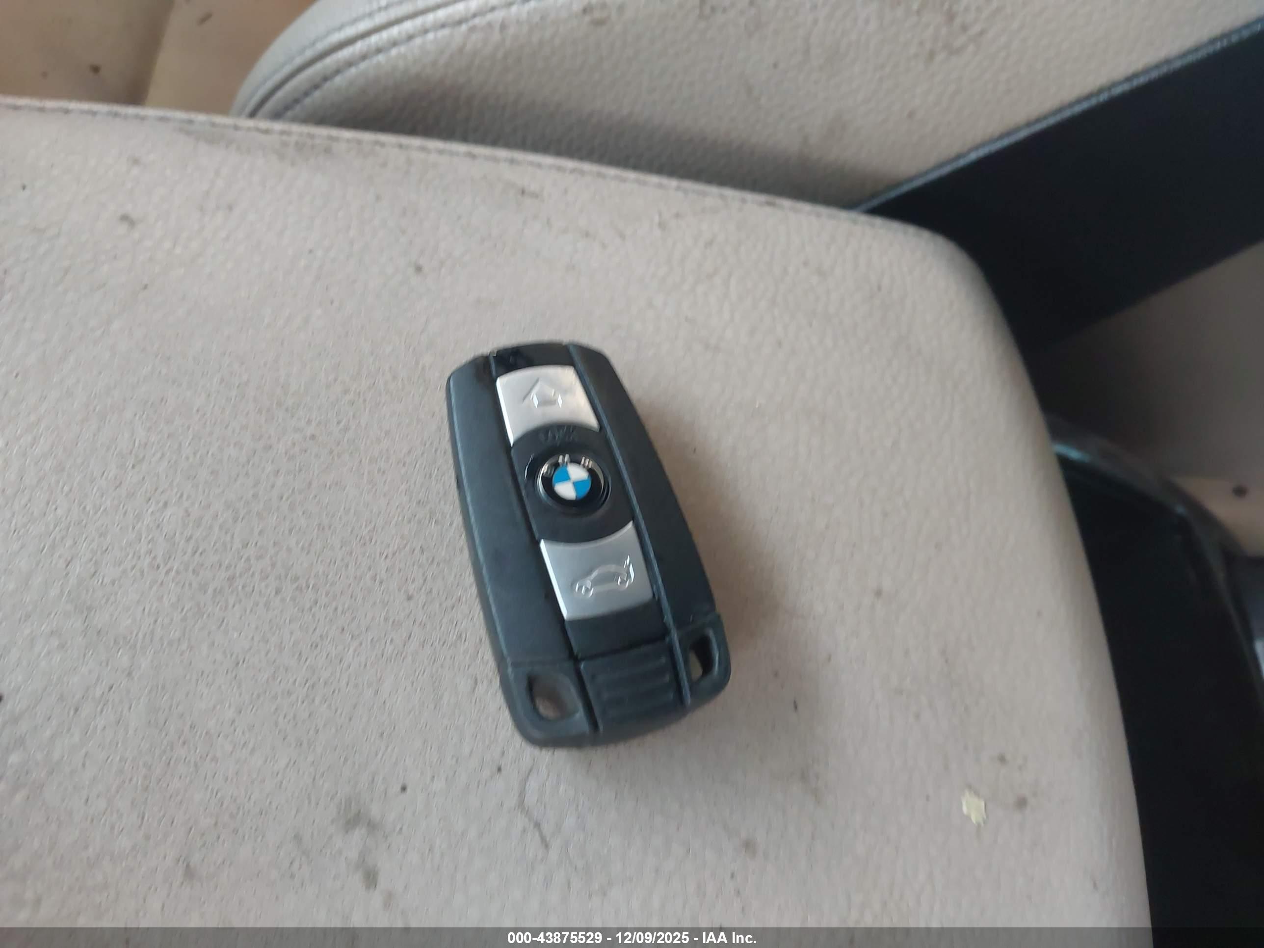 BMW 335I image 11