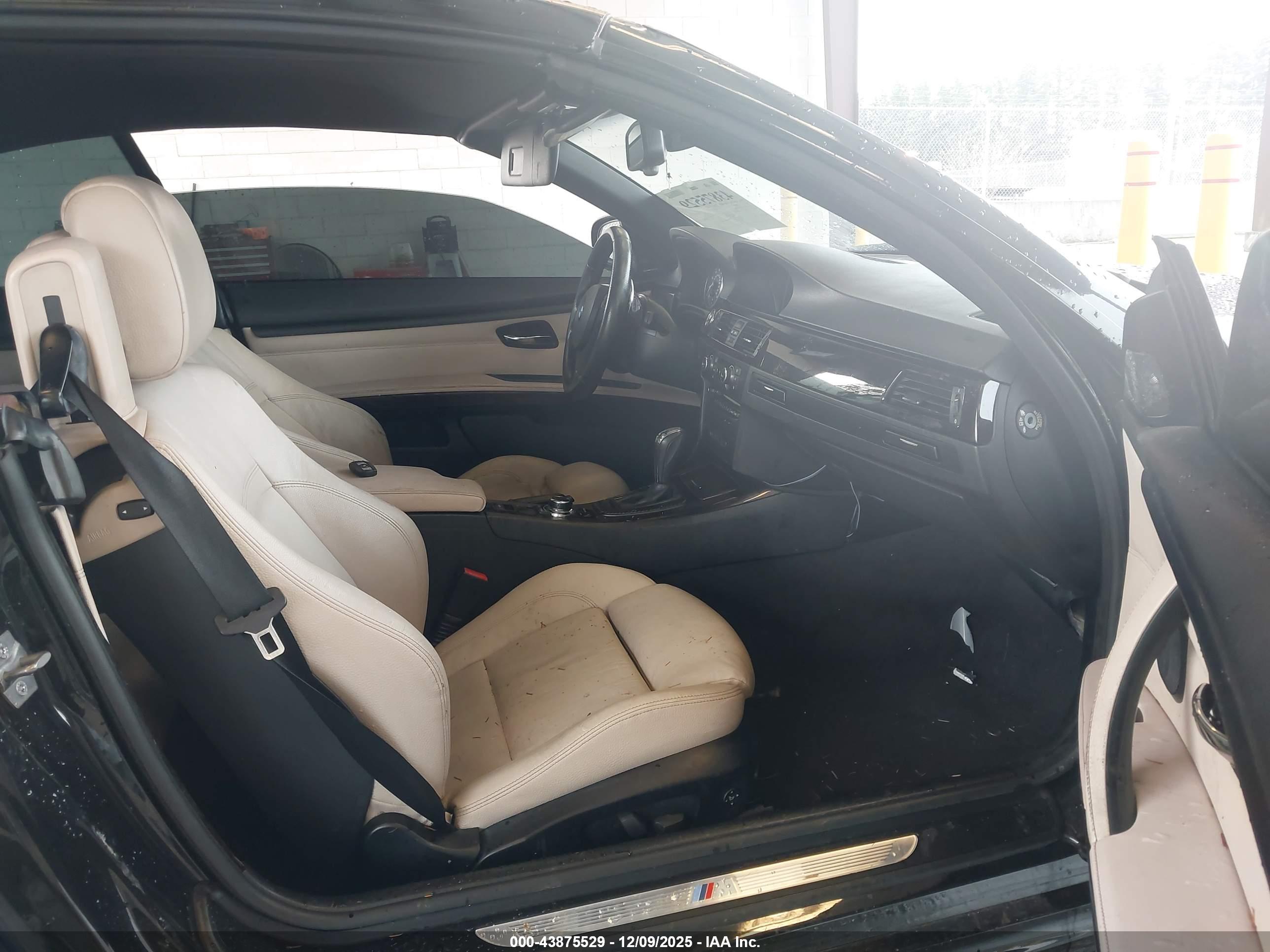 BMW 335I image 5