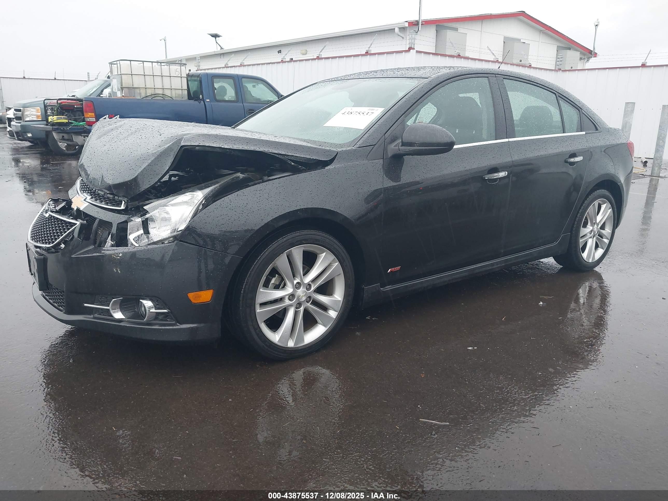CHEVROLET CRUZE image 2