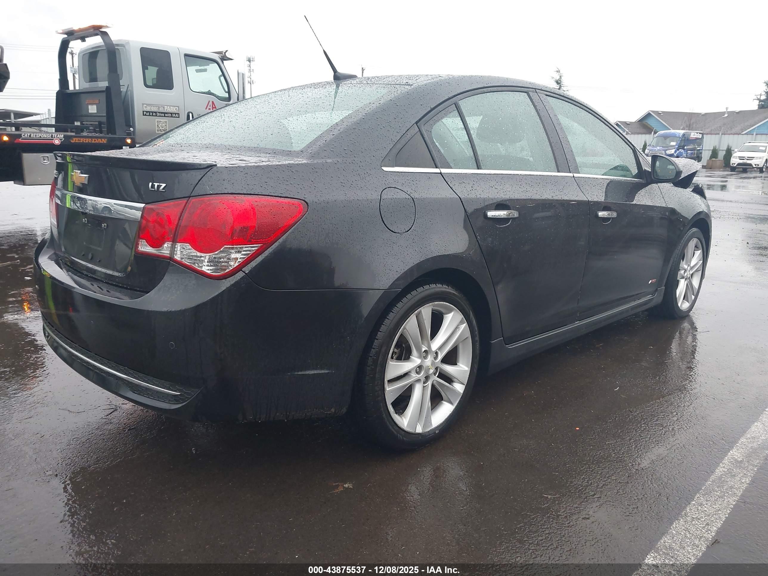 CHEVROLET CRUZE image 4