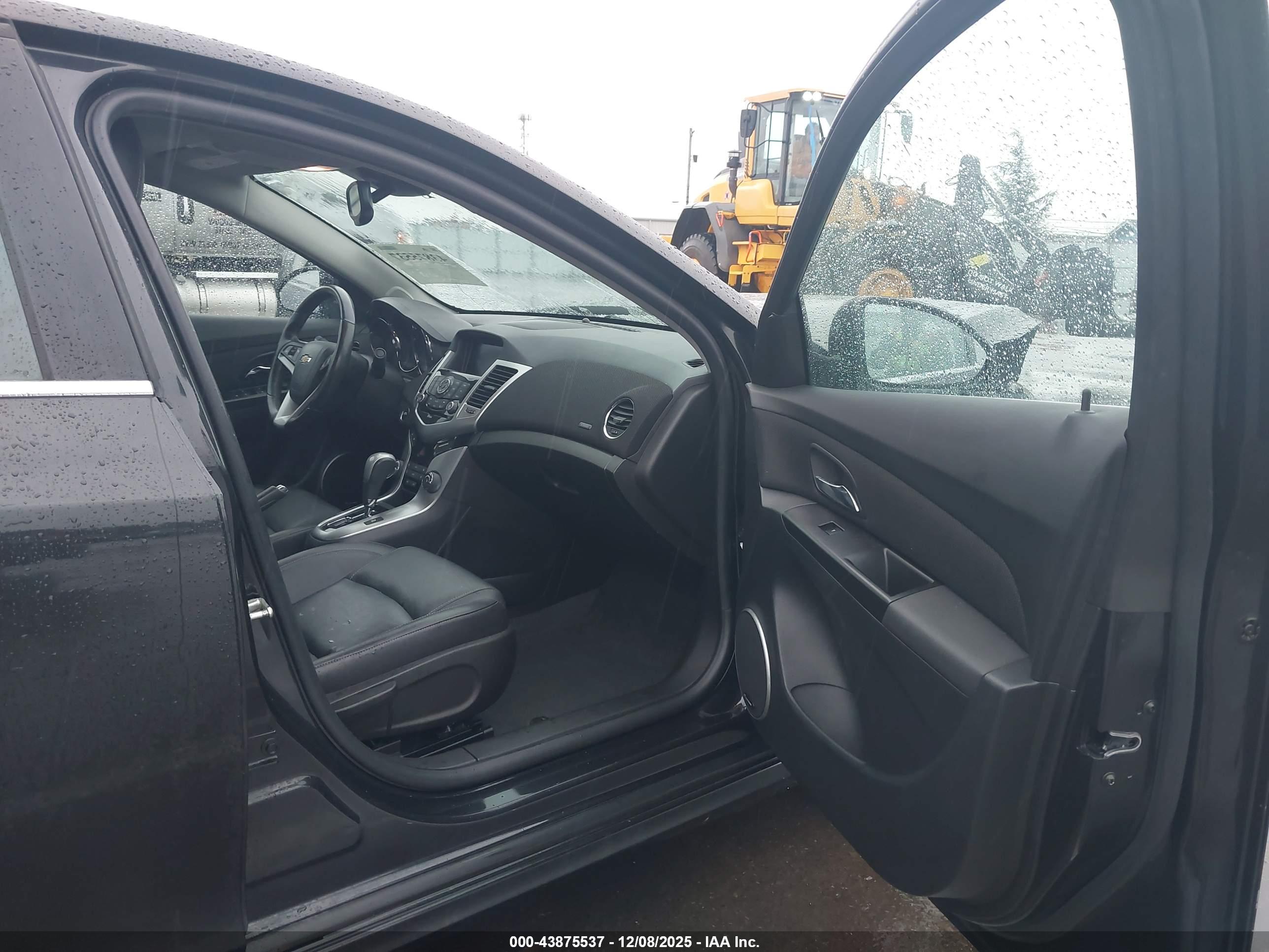 CHEVROLET CRUZE image 5