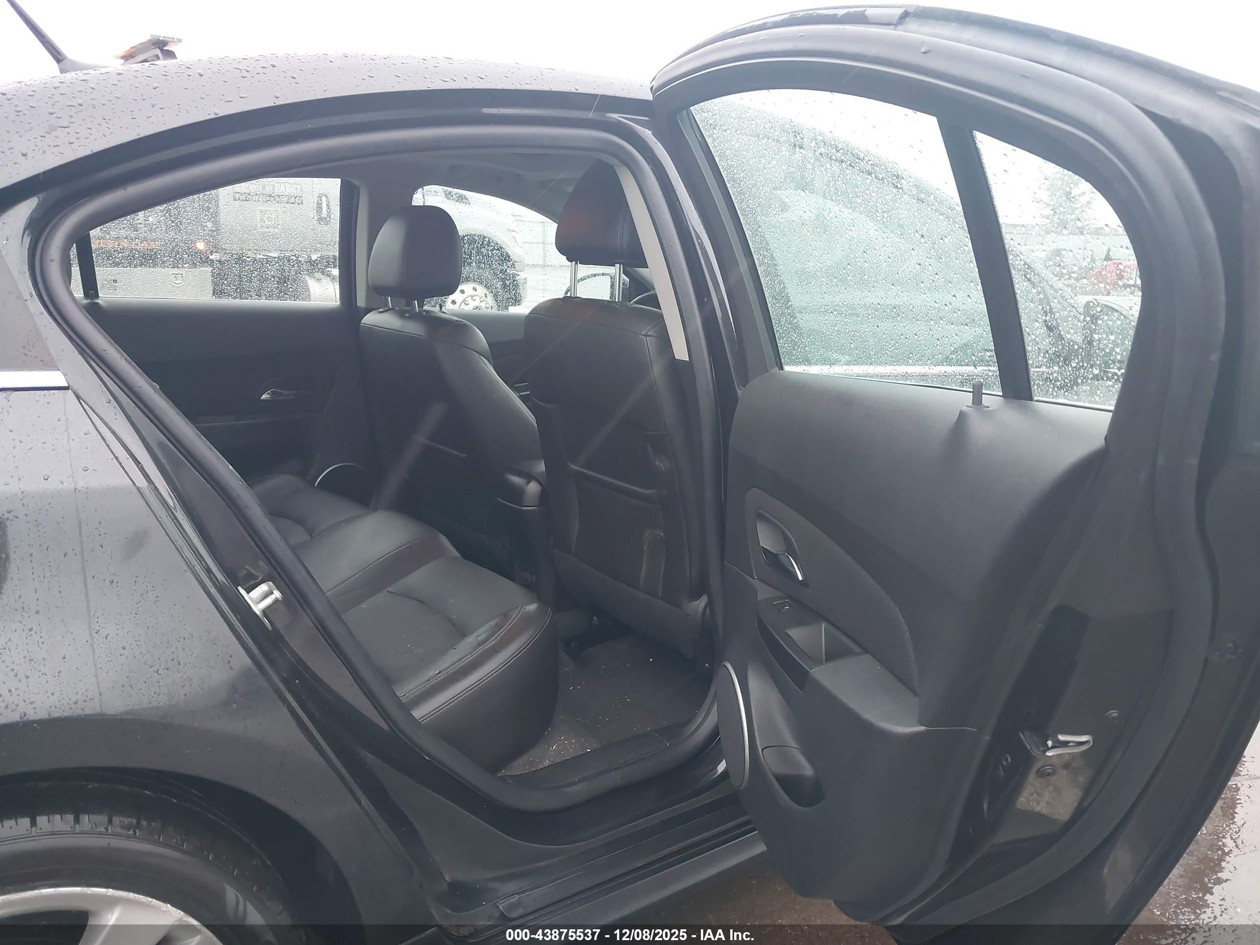 CHEVROLET CRUZE image 8