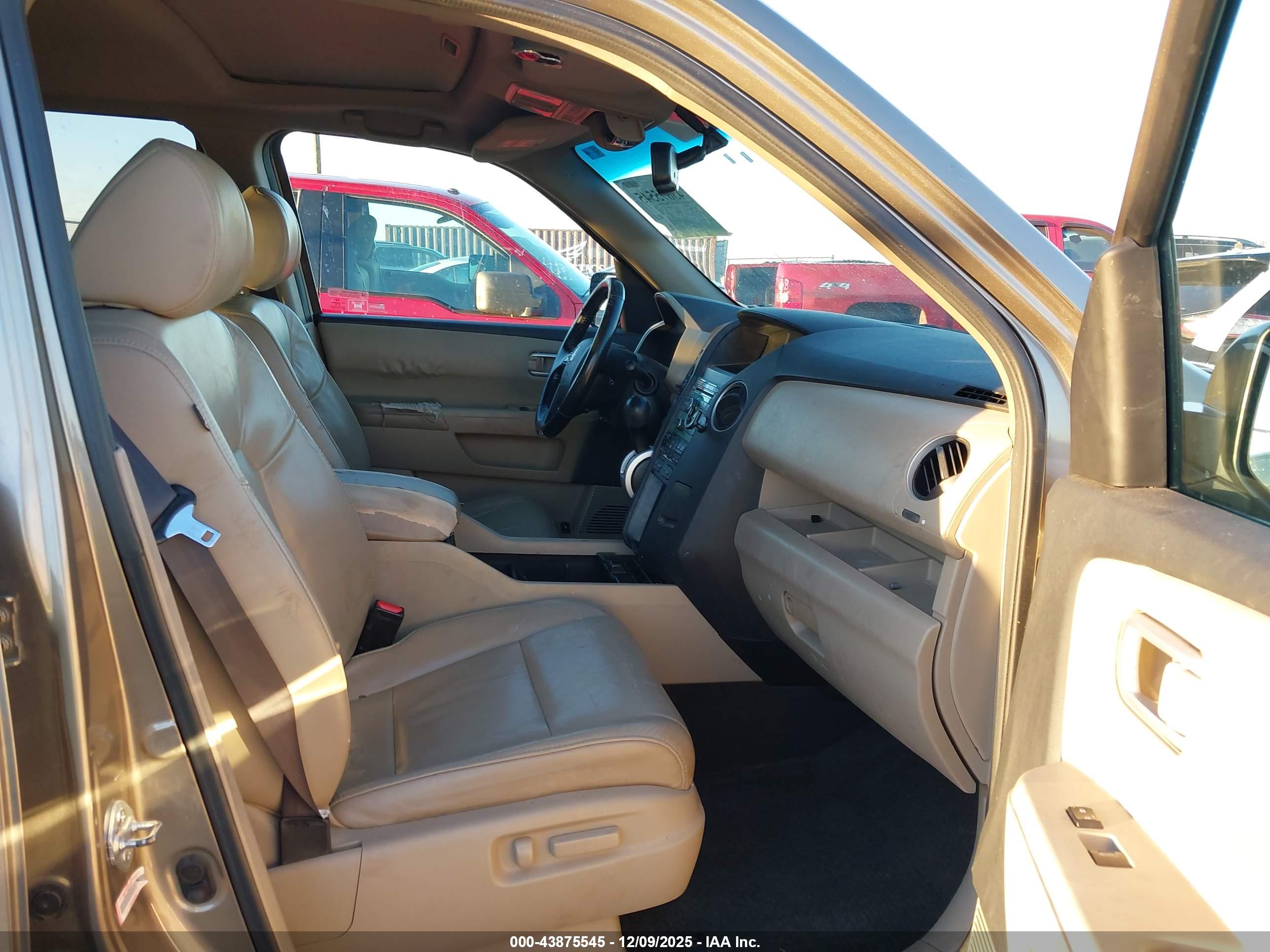 HONDA PILOT image 5