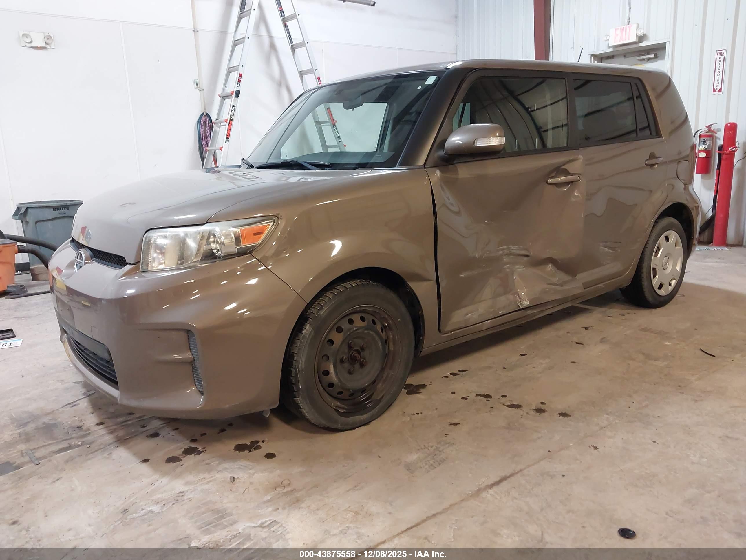 SCION XB image 2