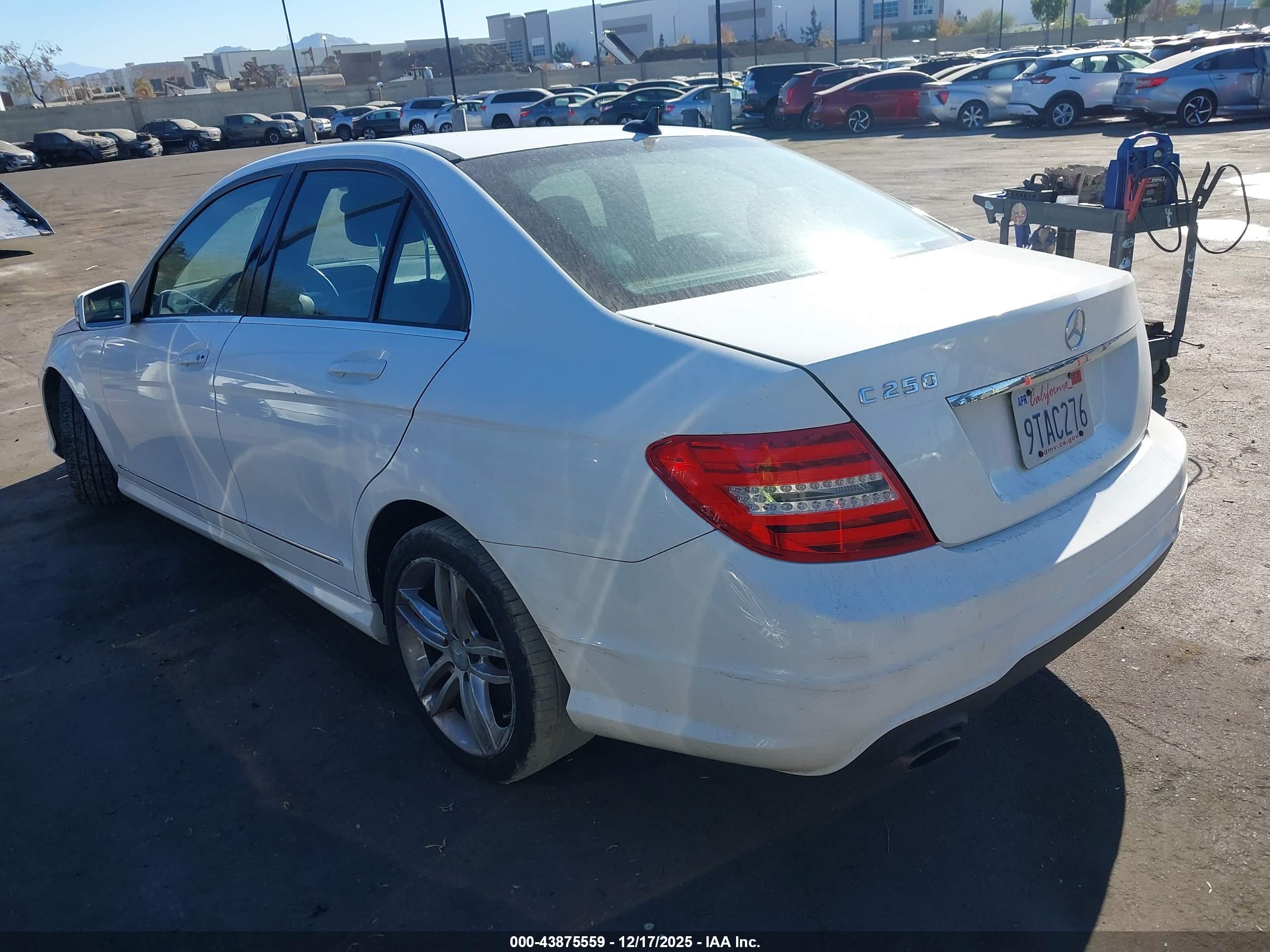 MERCEDES-BENZ C image 3
