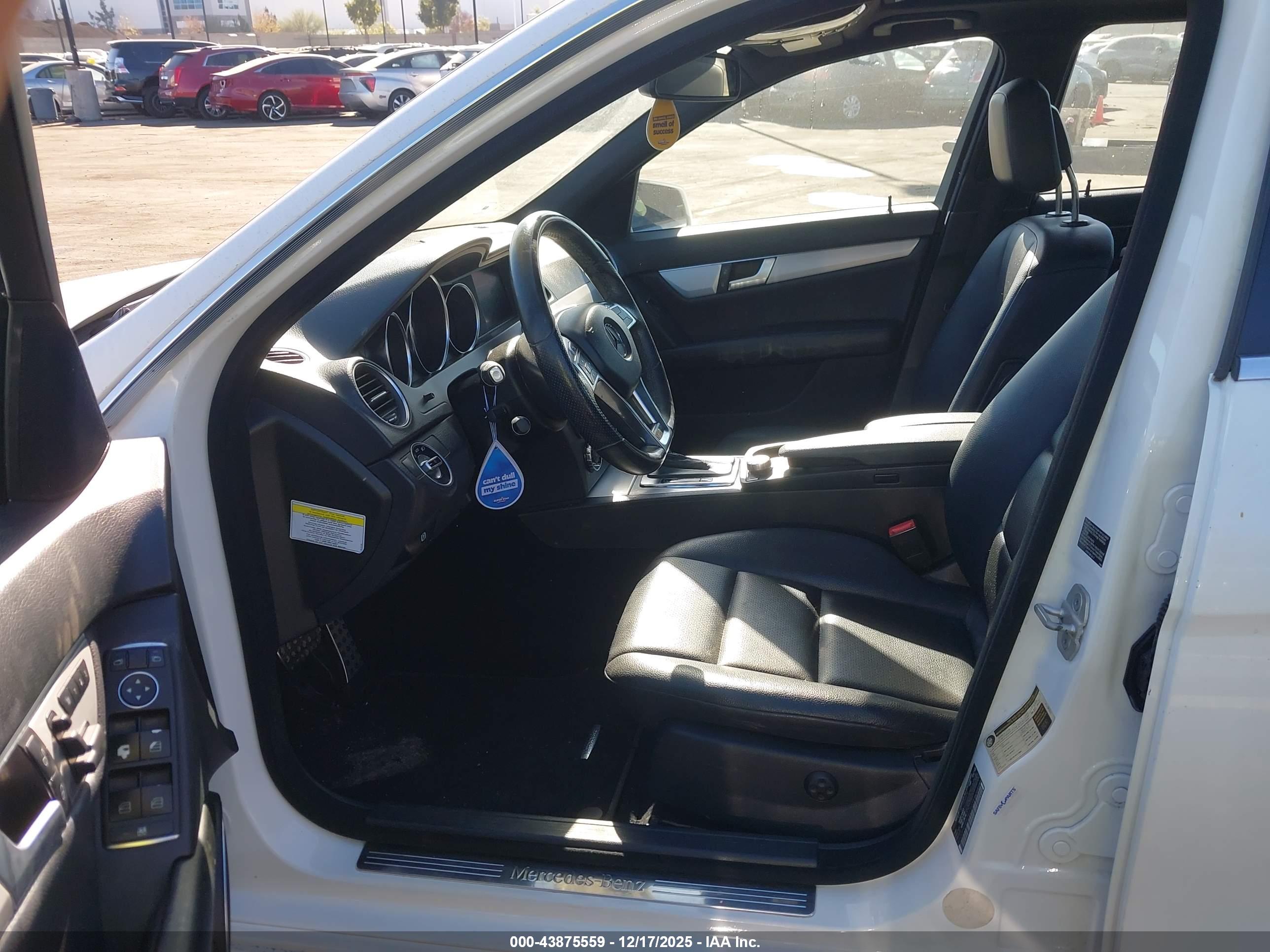 MERCEDES-BENZ C image 5