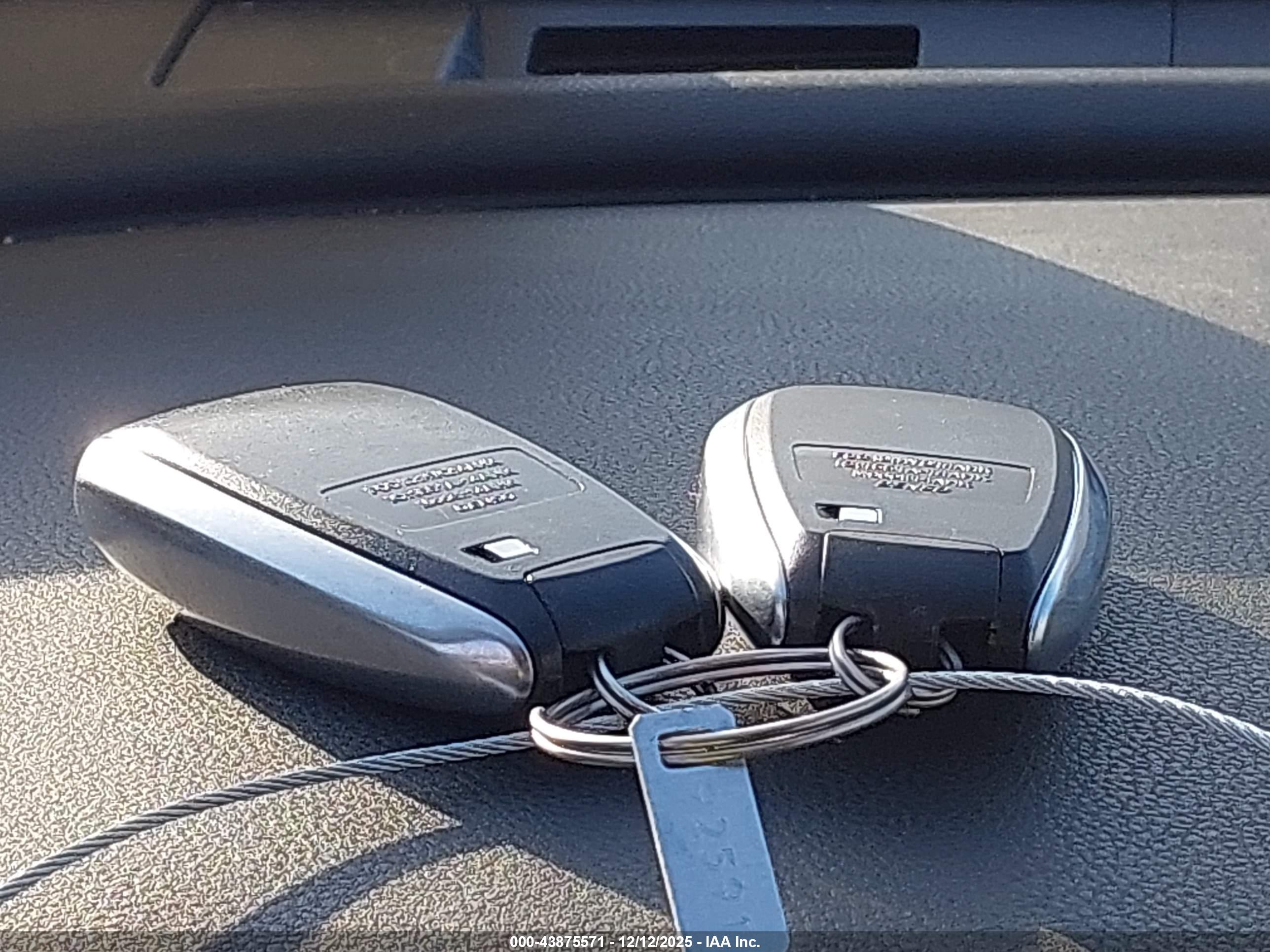 SUBARU OUTBACK image 11