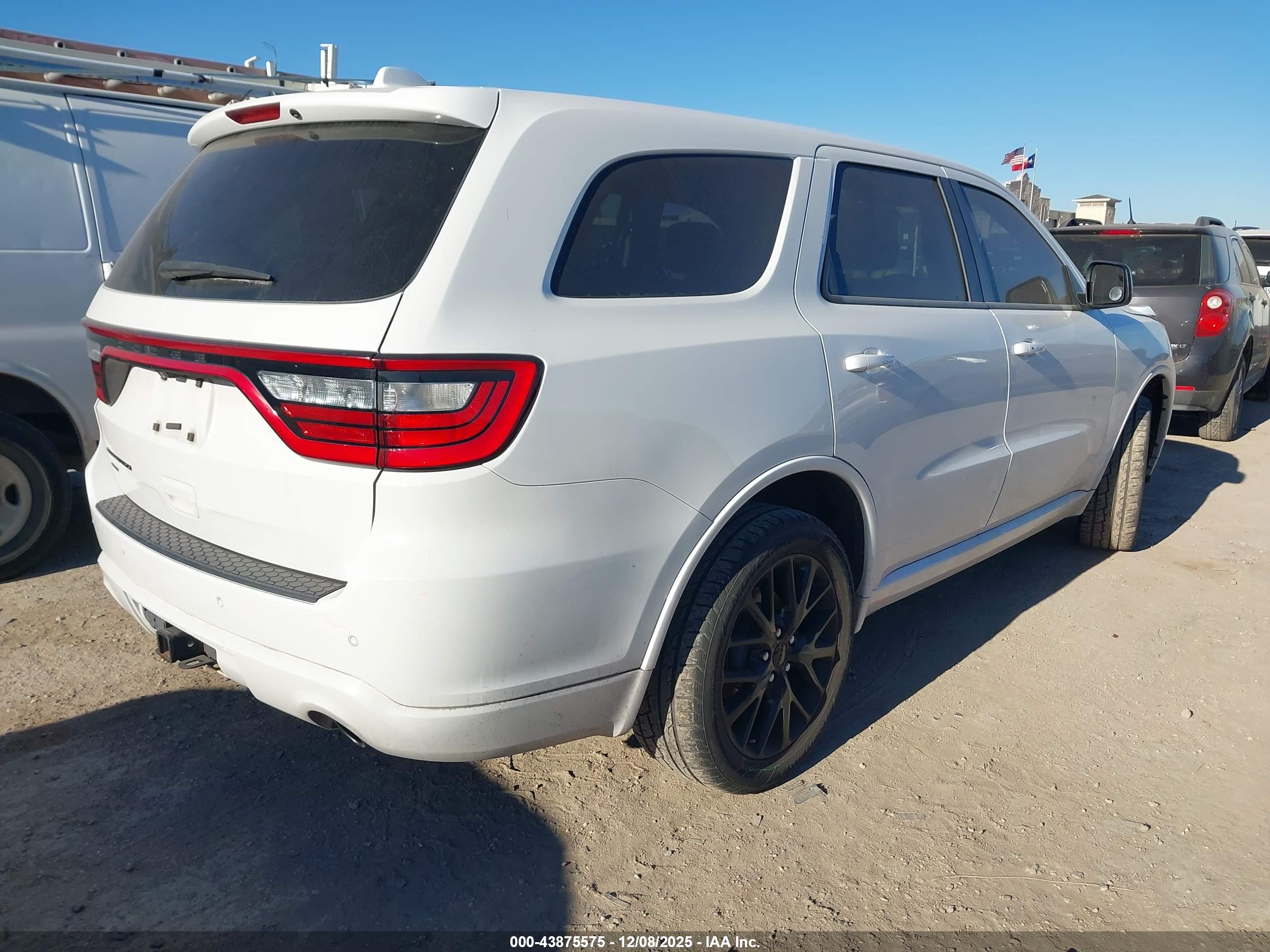 DODGE DURANGO image 4