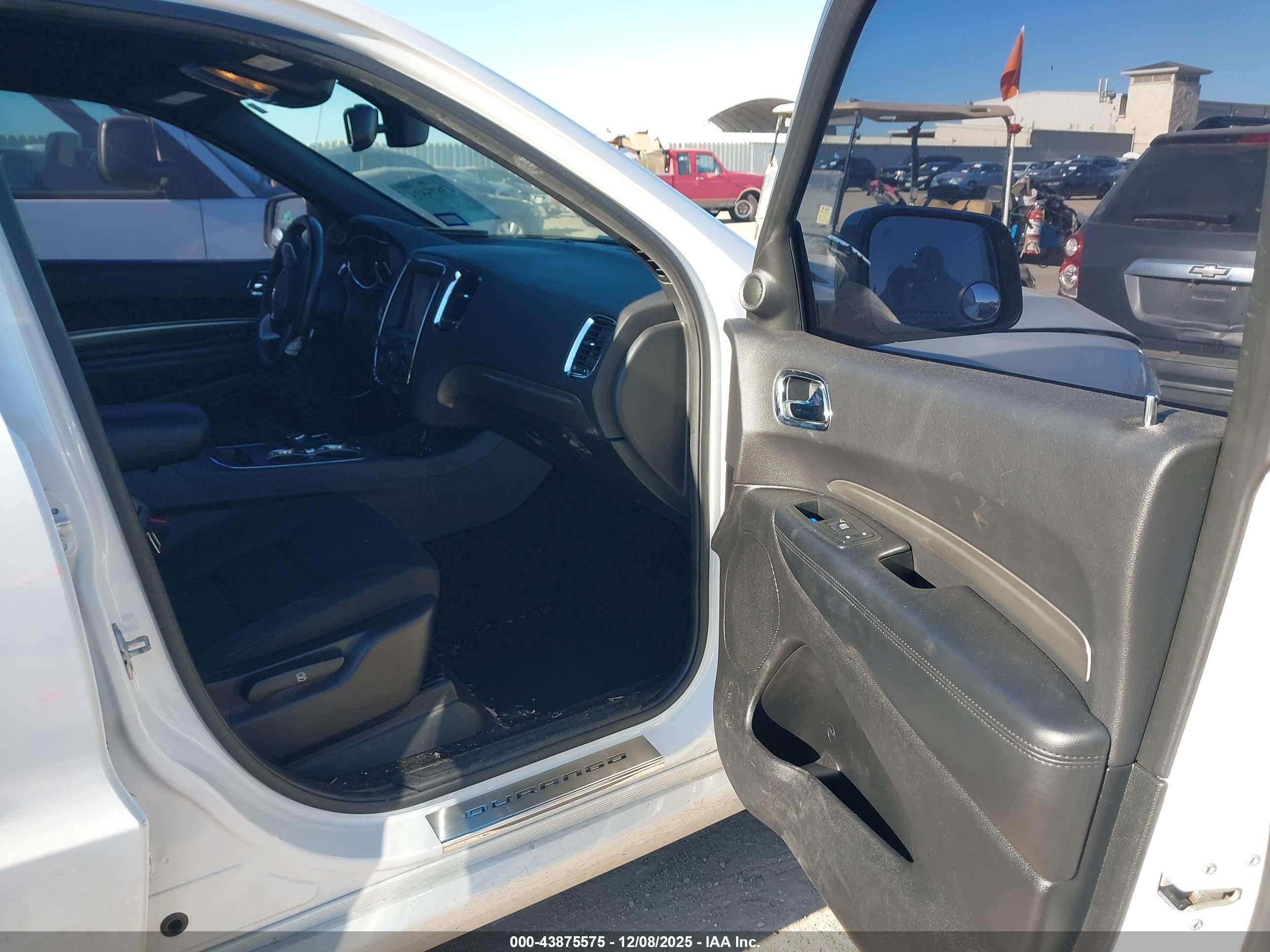 DODGE DURANGO image 5