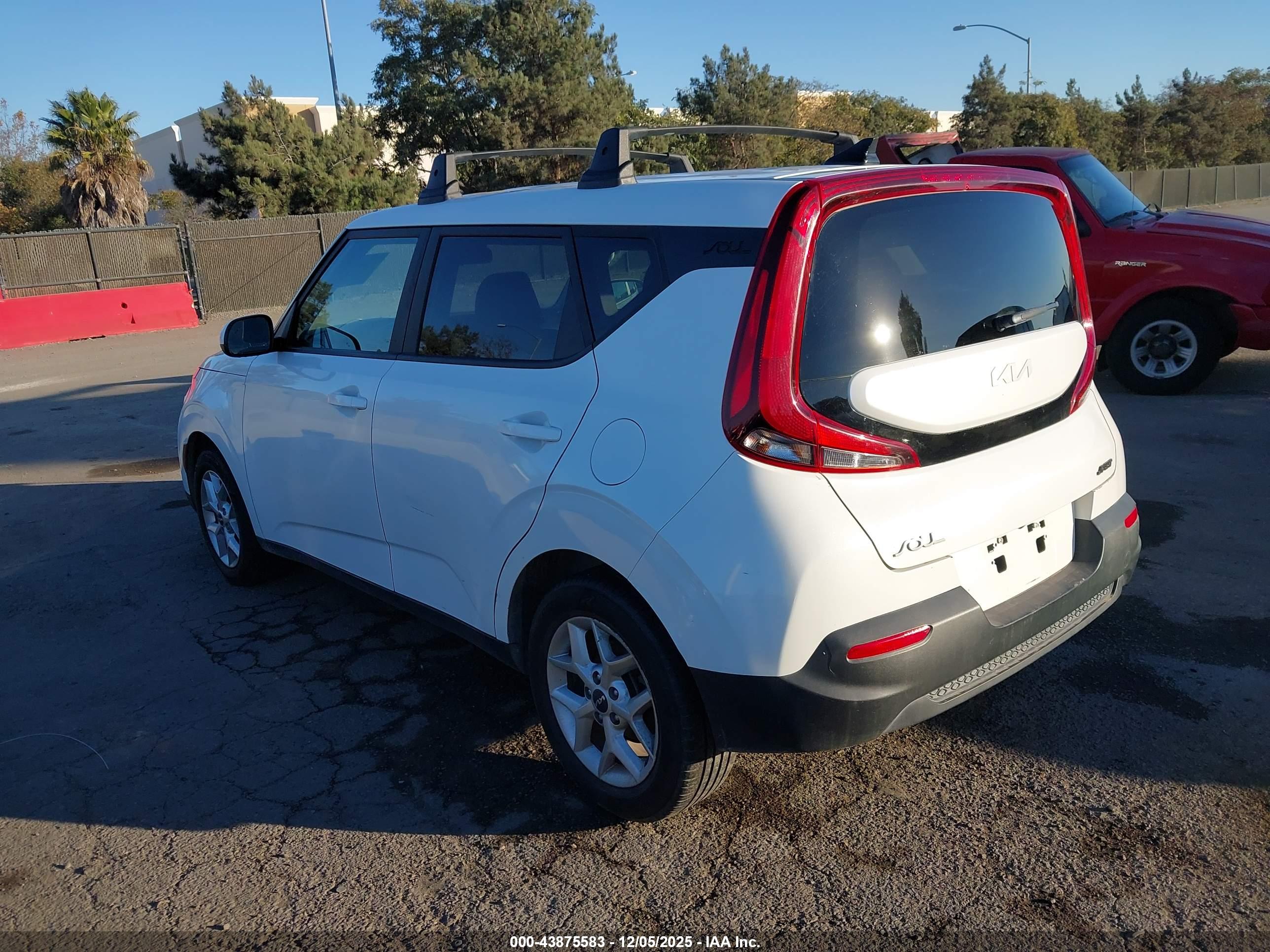 KIA SOUL image 3