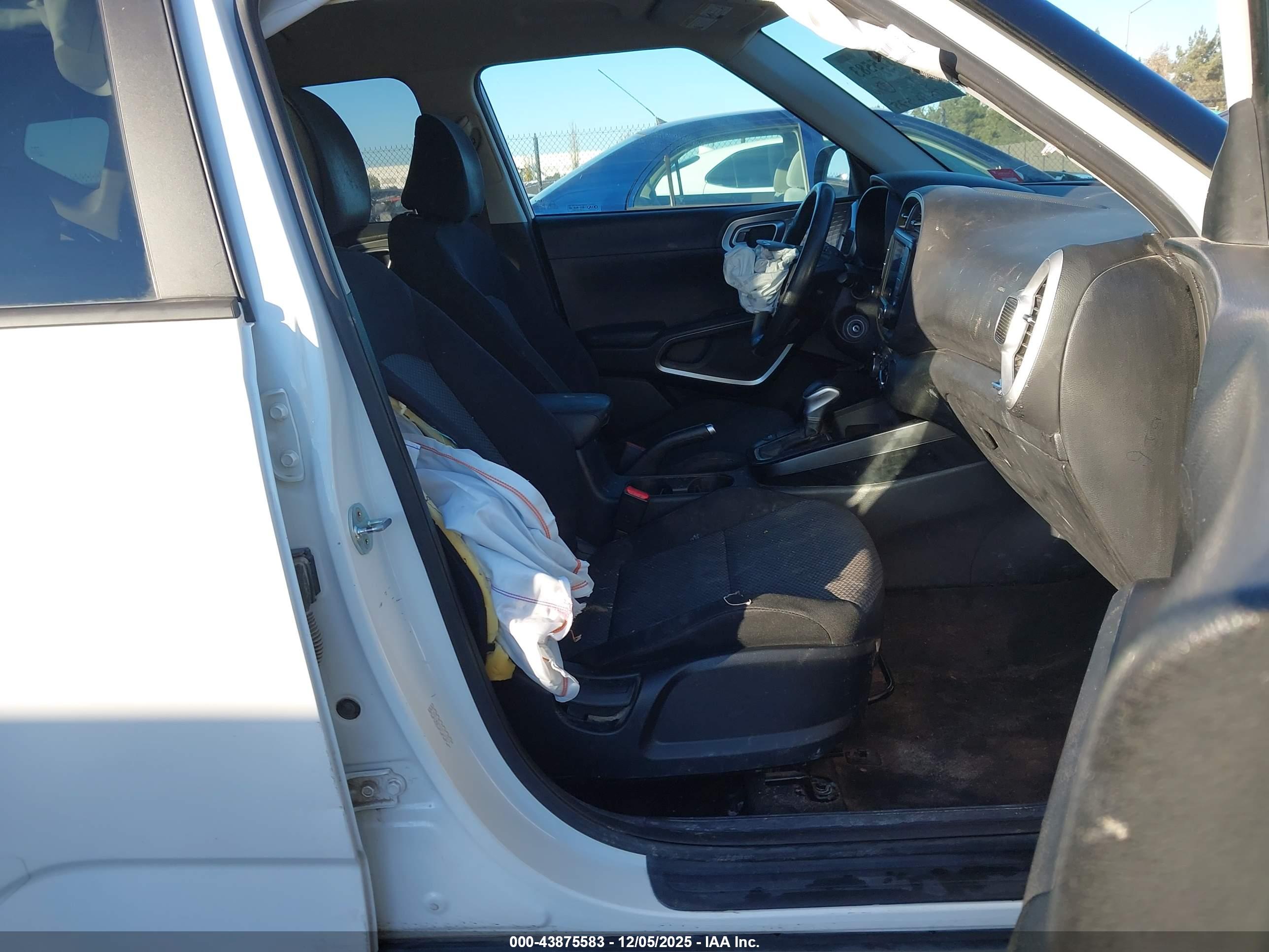 KIA SOUL image 5