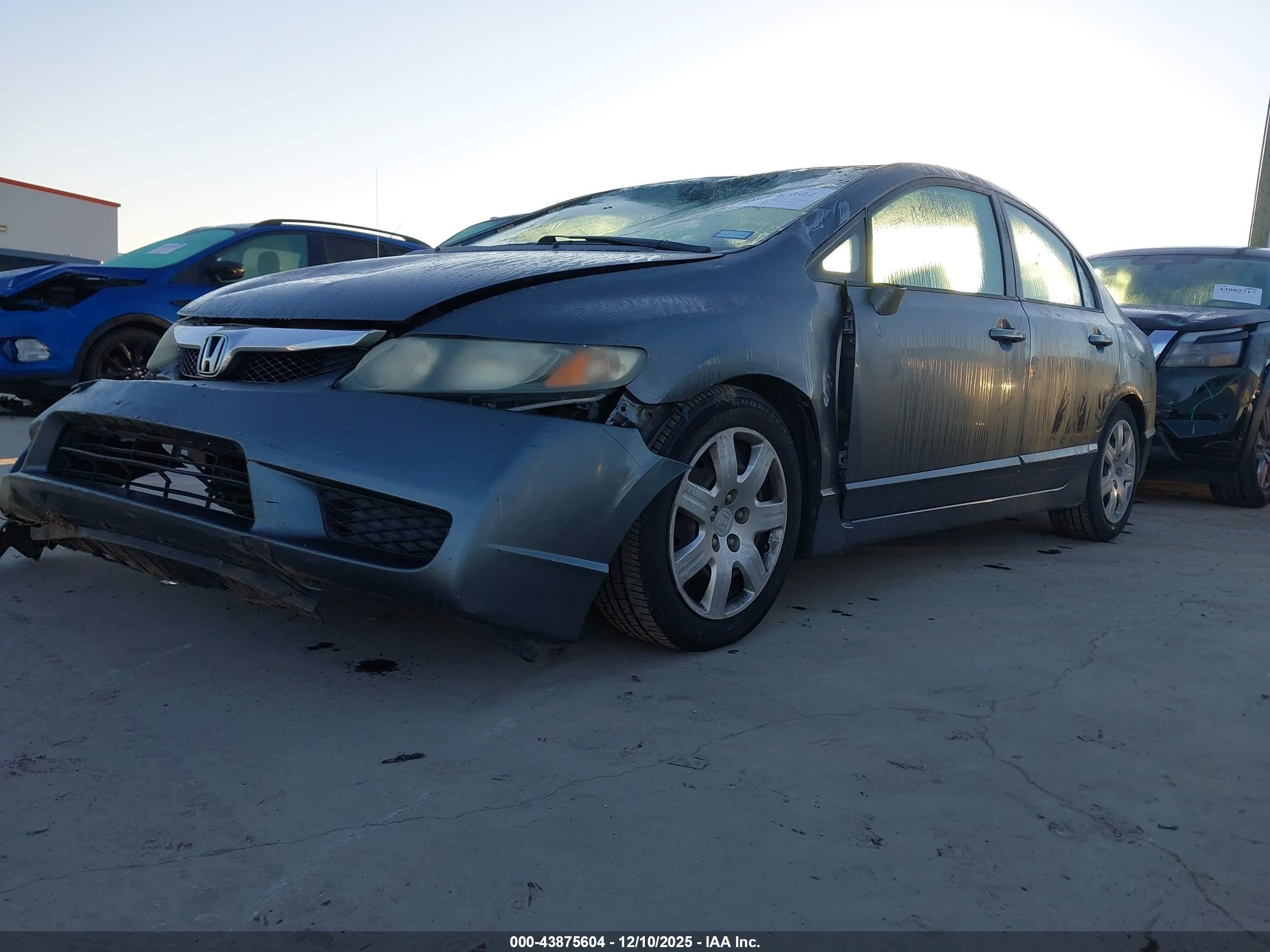 HONDA CIVIC image 2
