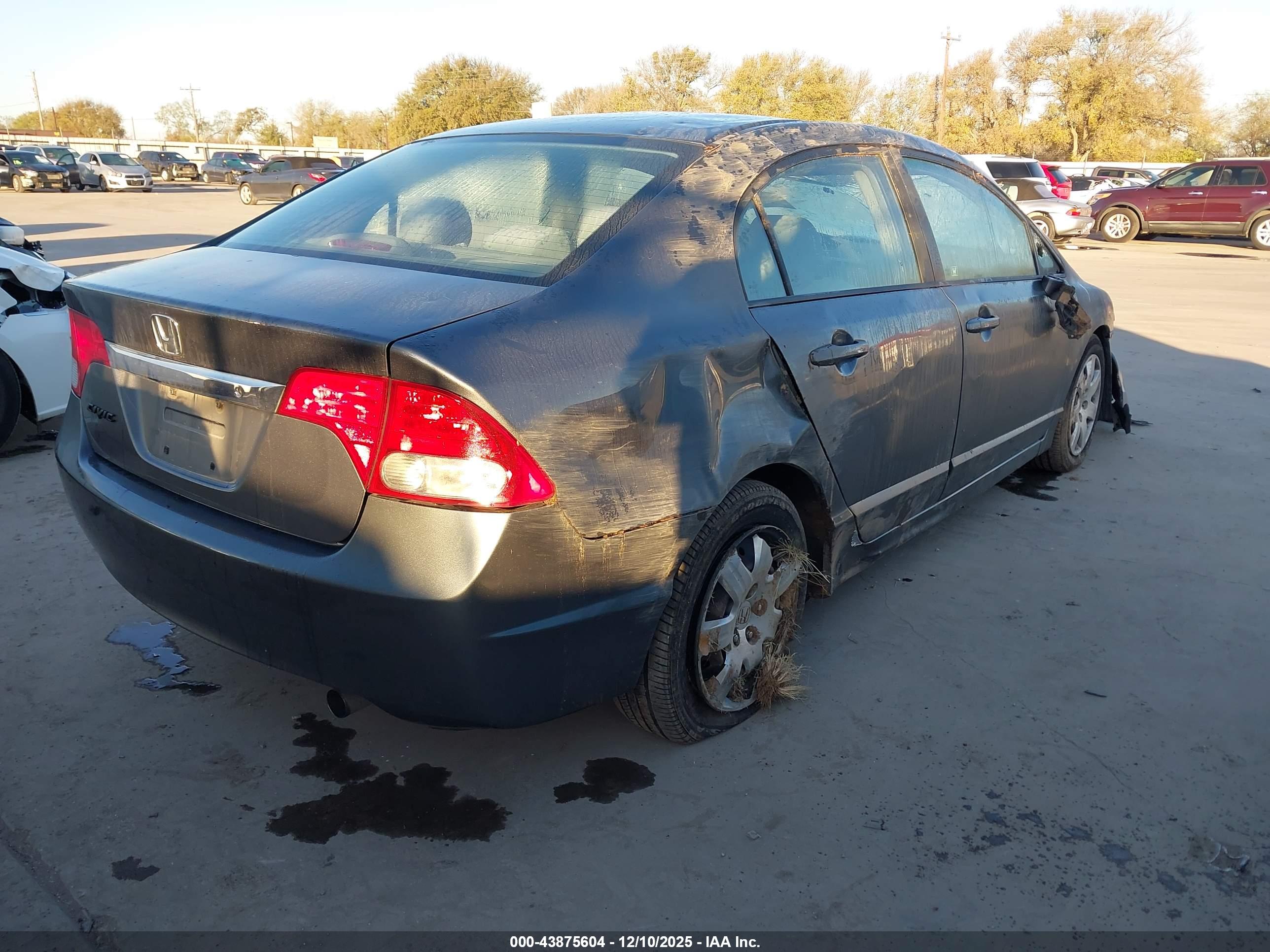 HONDA CIVIC image 4