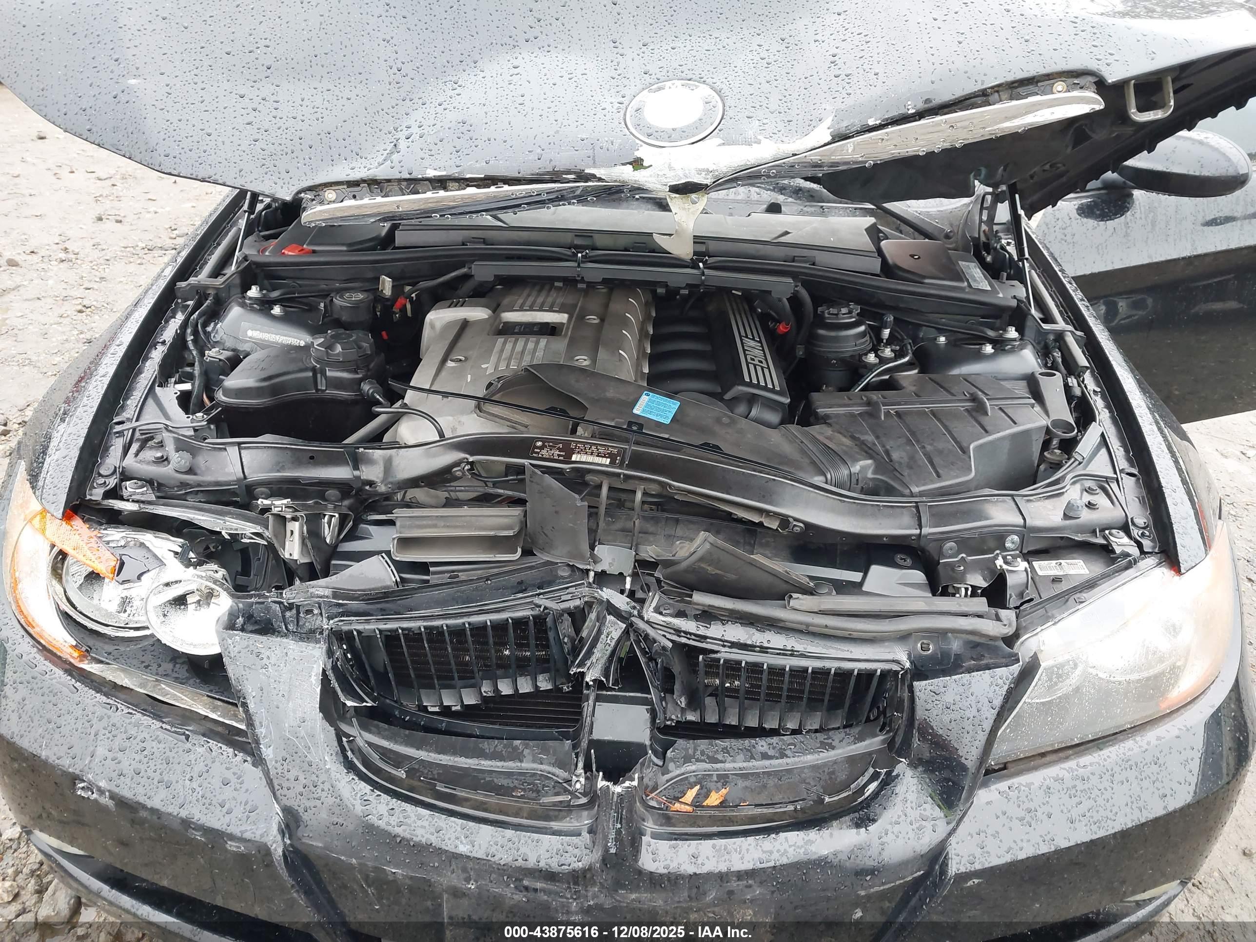 BMW 325I image 10