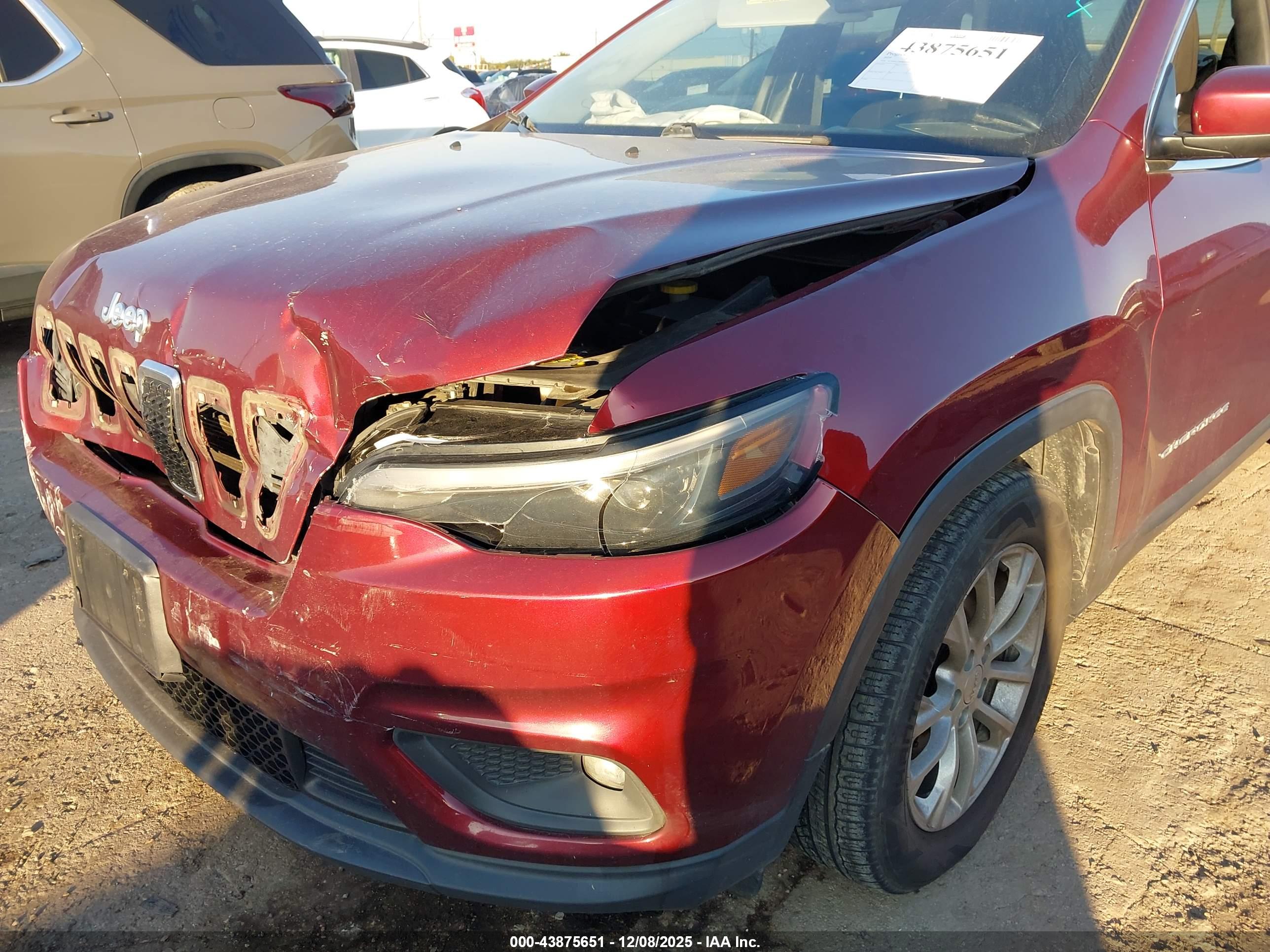 JEEP CHEROKEE image 6