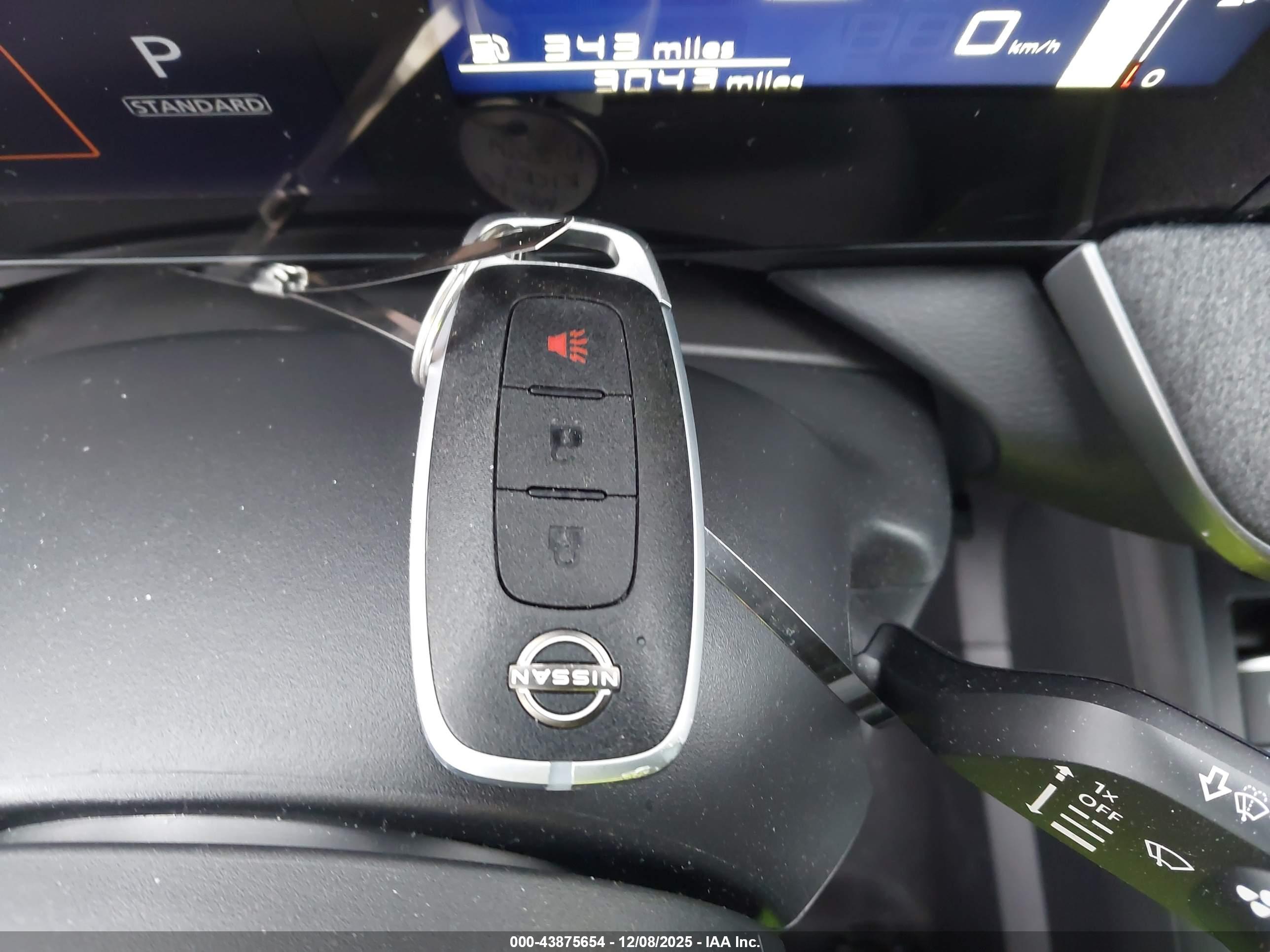 NISSAN KICKS image 11