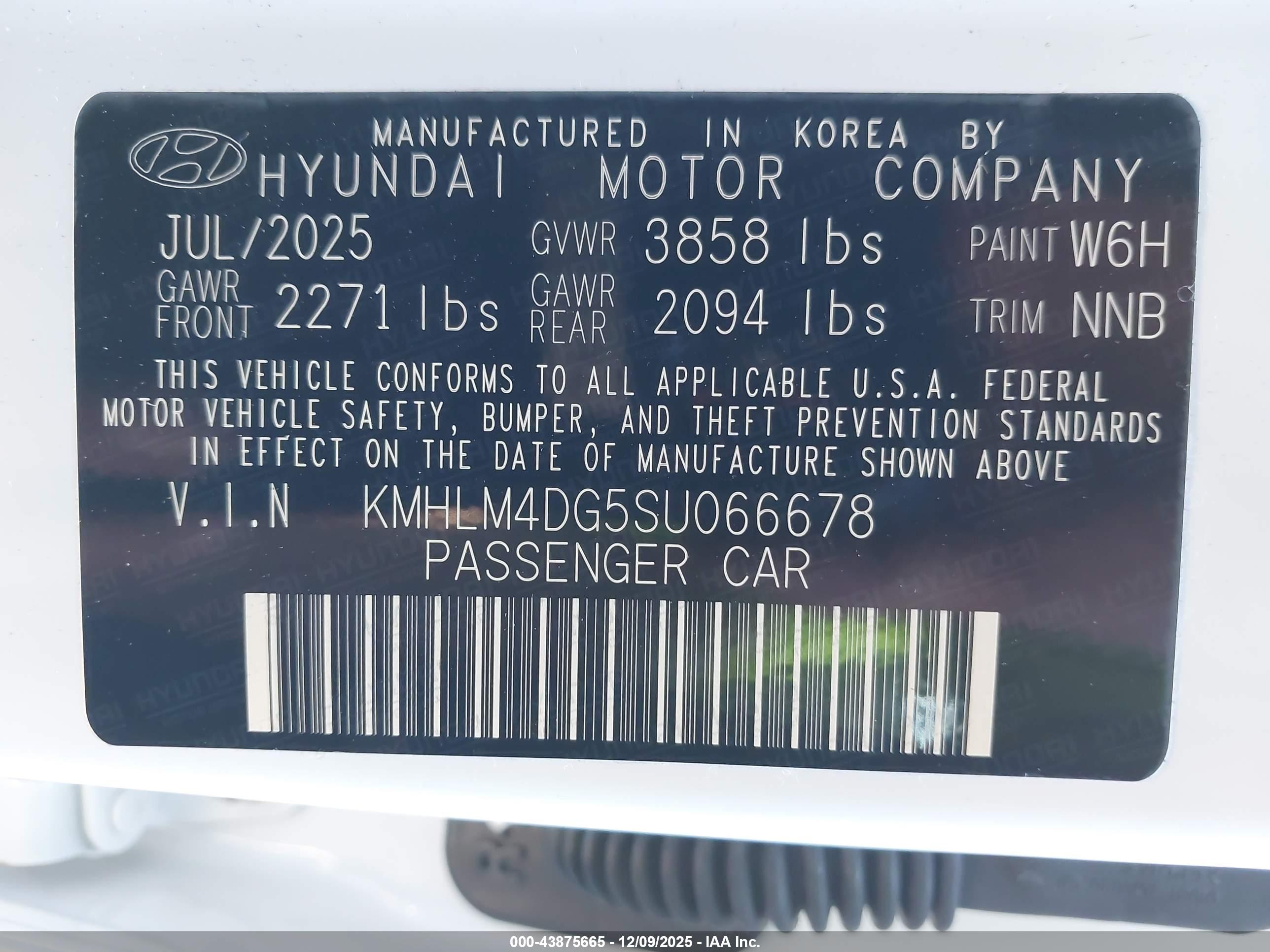 HYUNDAI ELANTRA image 9