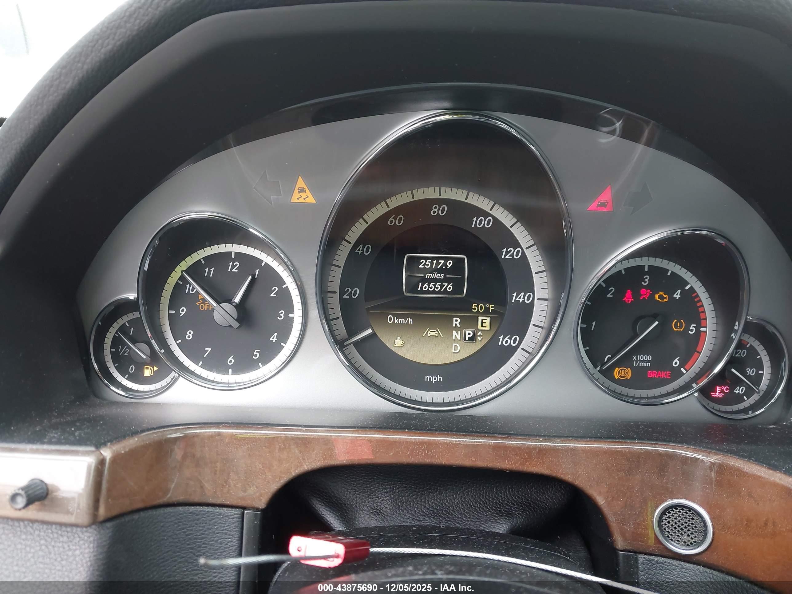 MERCEDES-BENZ E image 7