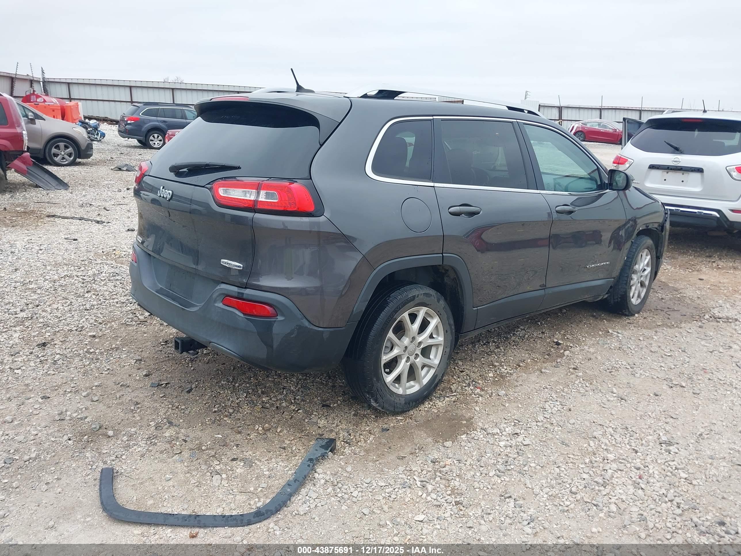 JEEP CHEROKEE image 4
