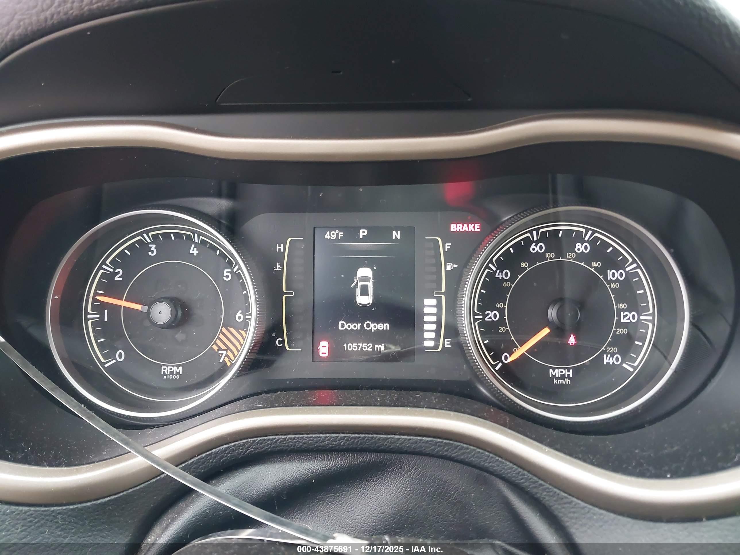 JEEP CHEROKEE image 7