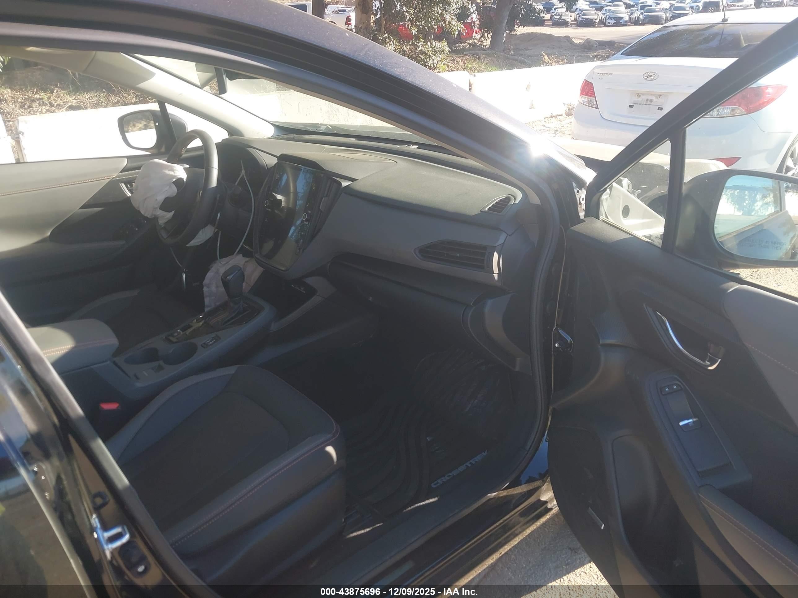 SUBARU CROSSTREK image 5