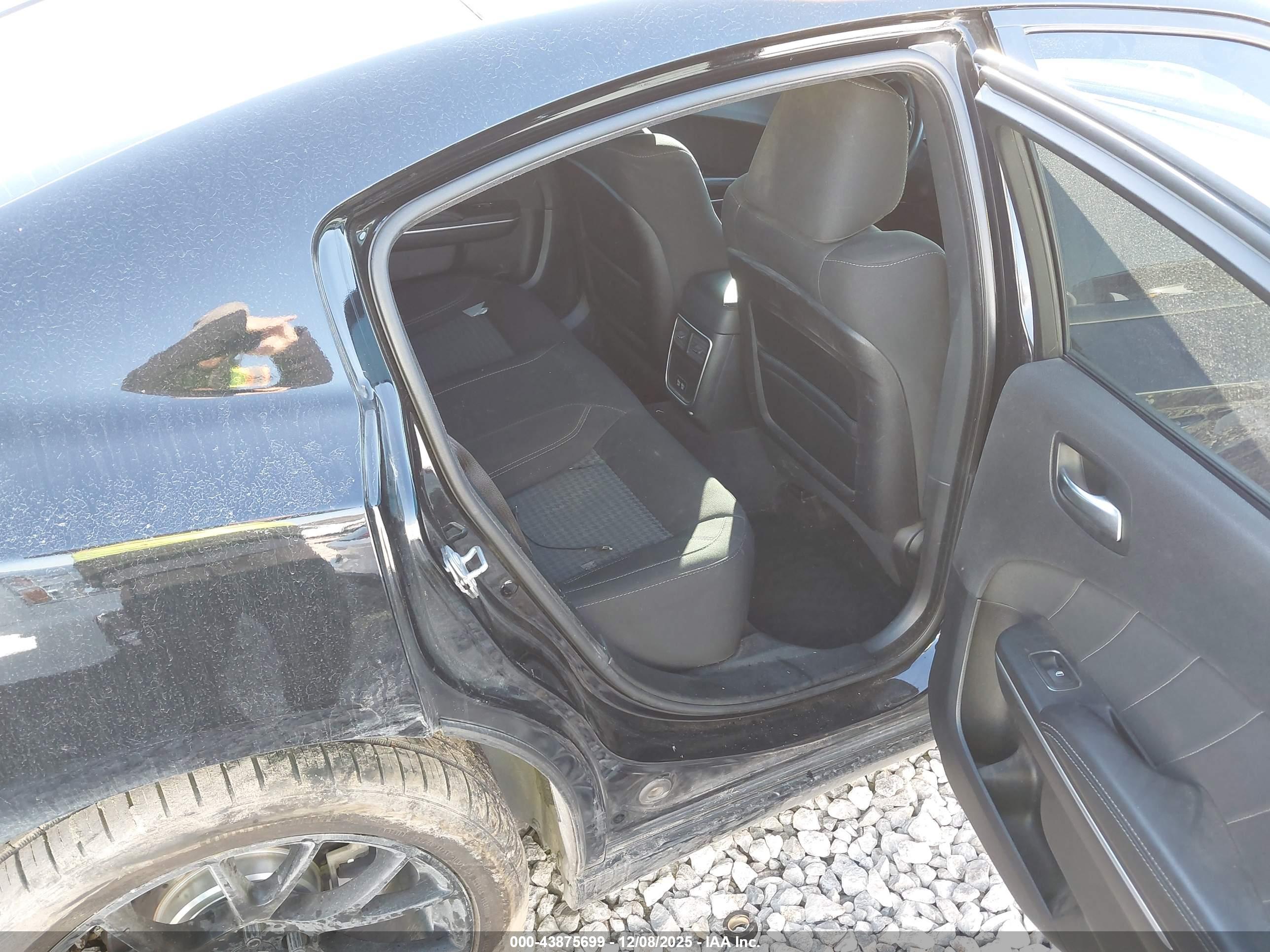 DODGE CHARGER image 8