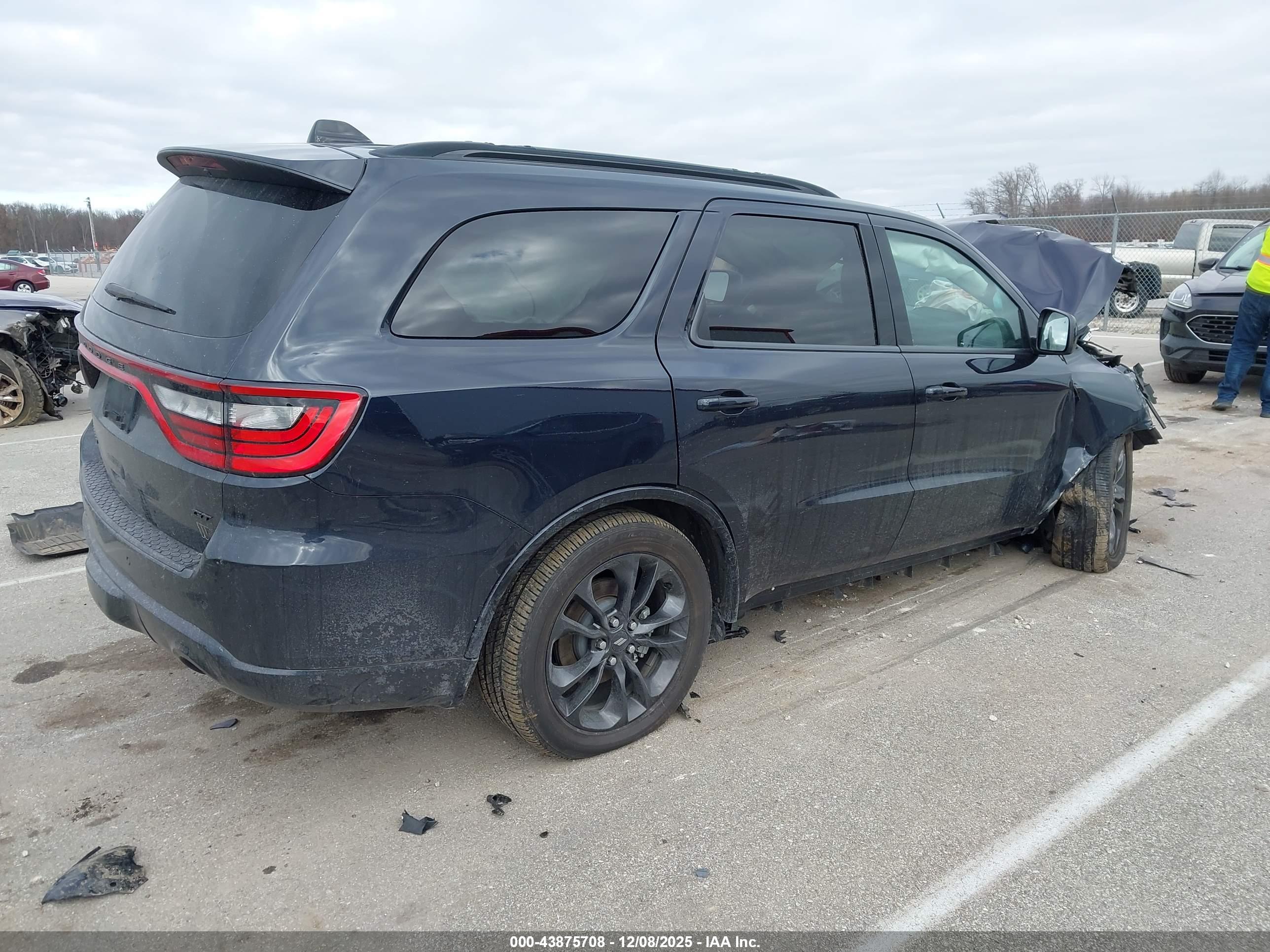 DODGE DURANGO image 4