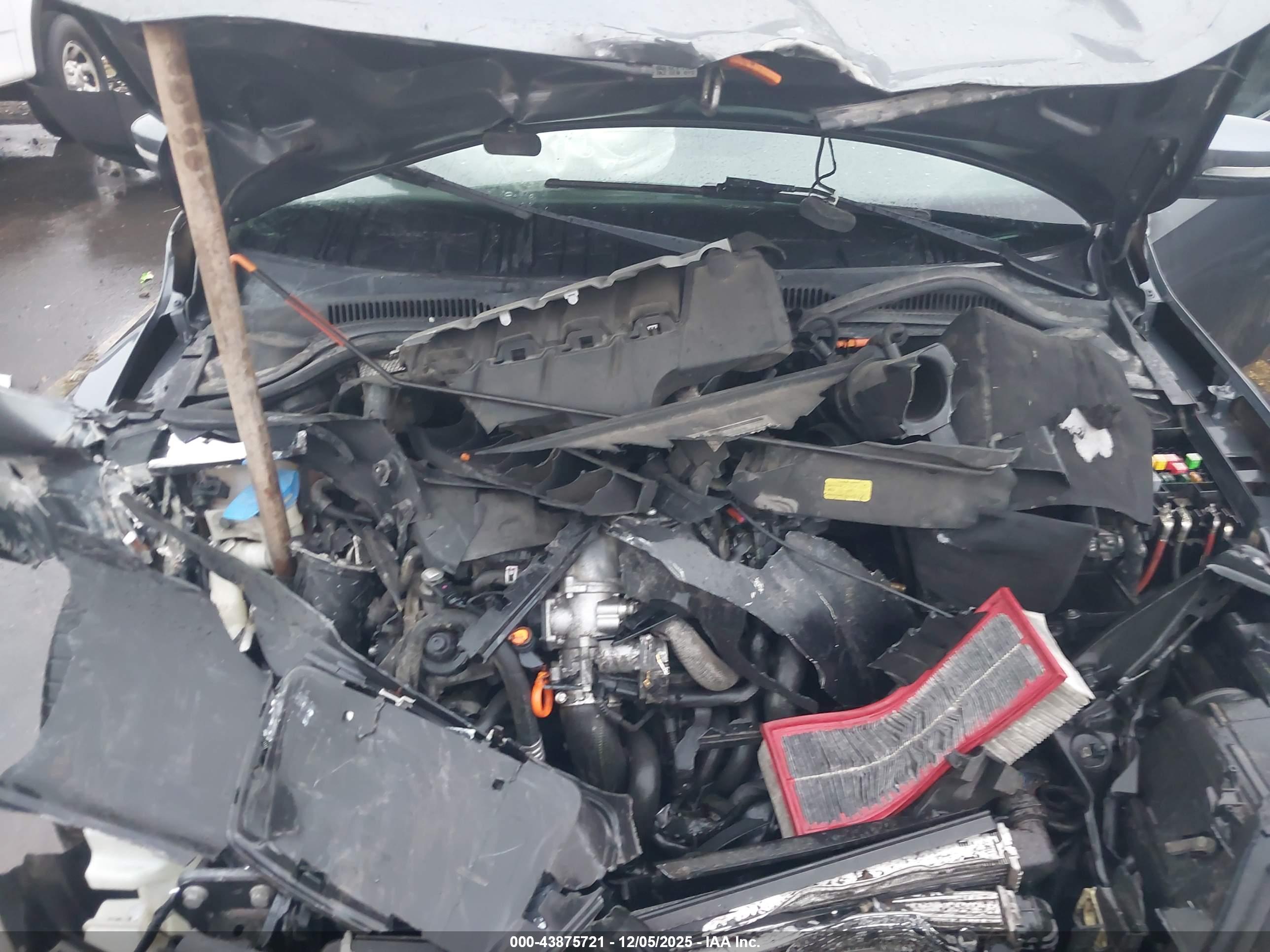 VOLKSWAGEN JETTA image 10