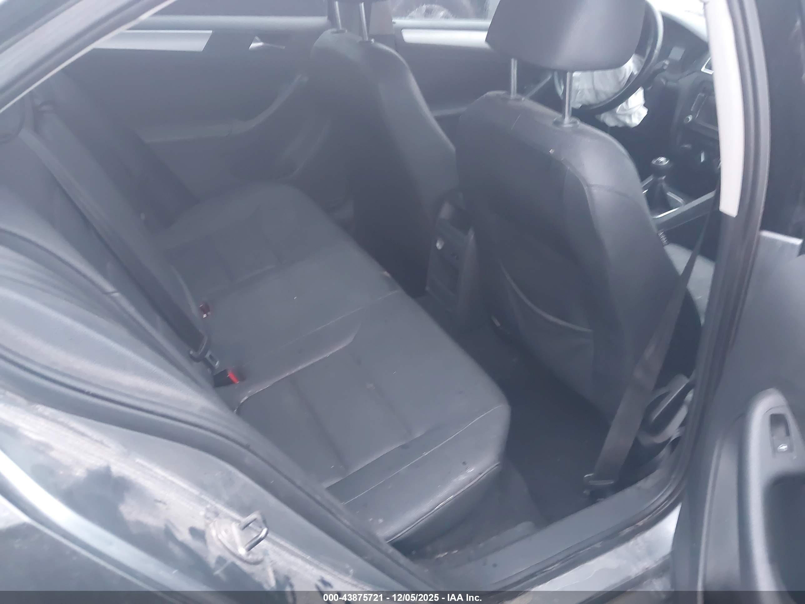 VOLKSWAGEN JETTA image 8