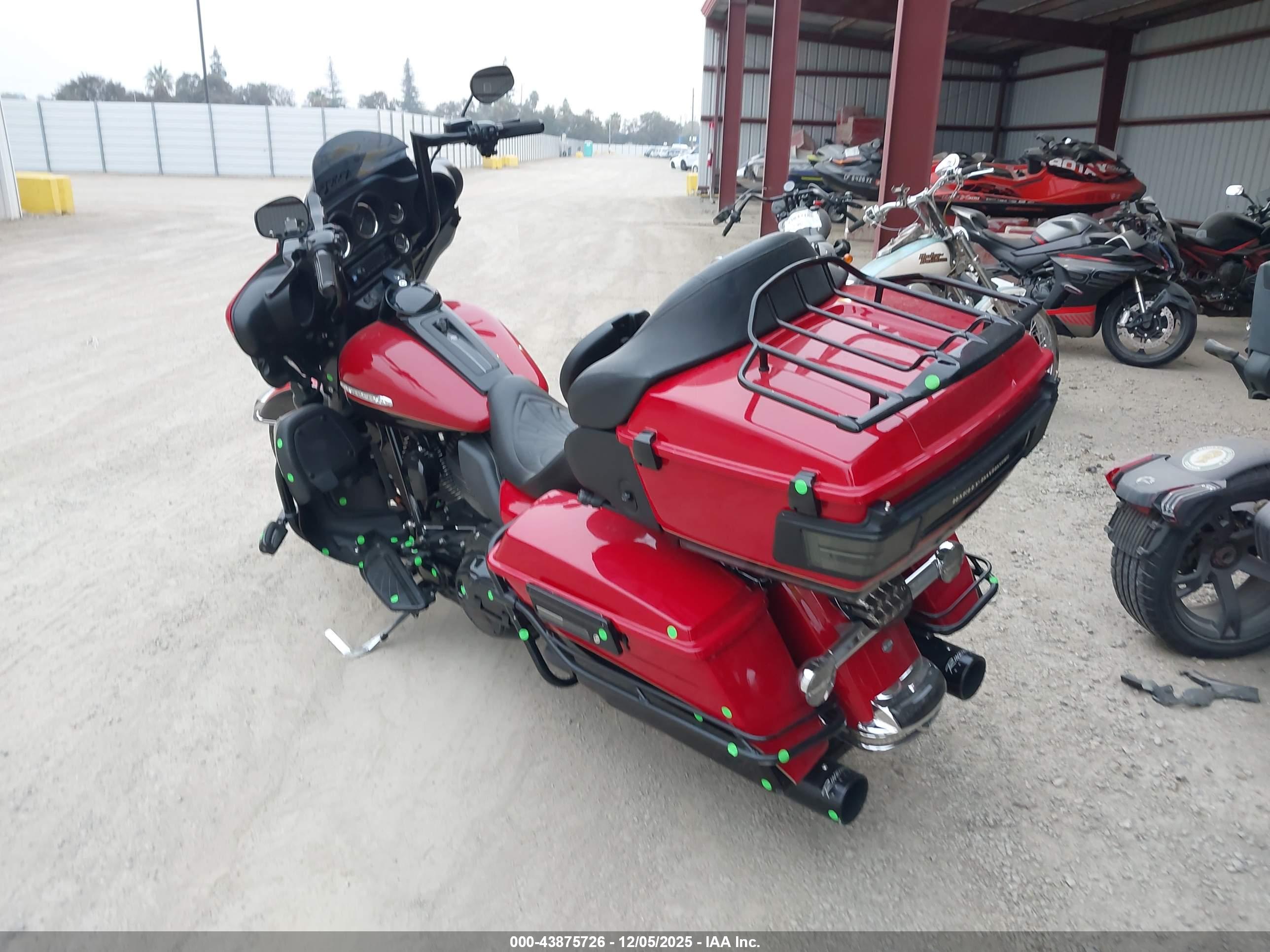 HARLEY-DAVIDSON FLHTK image 3