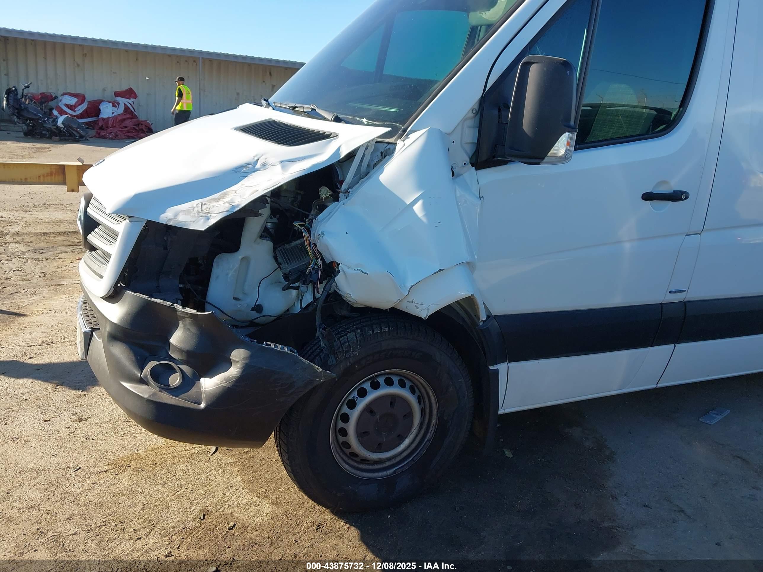 MERCEDES-BENZ SPRINTER image 6