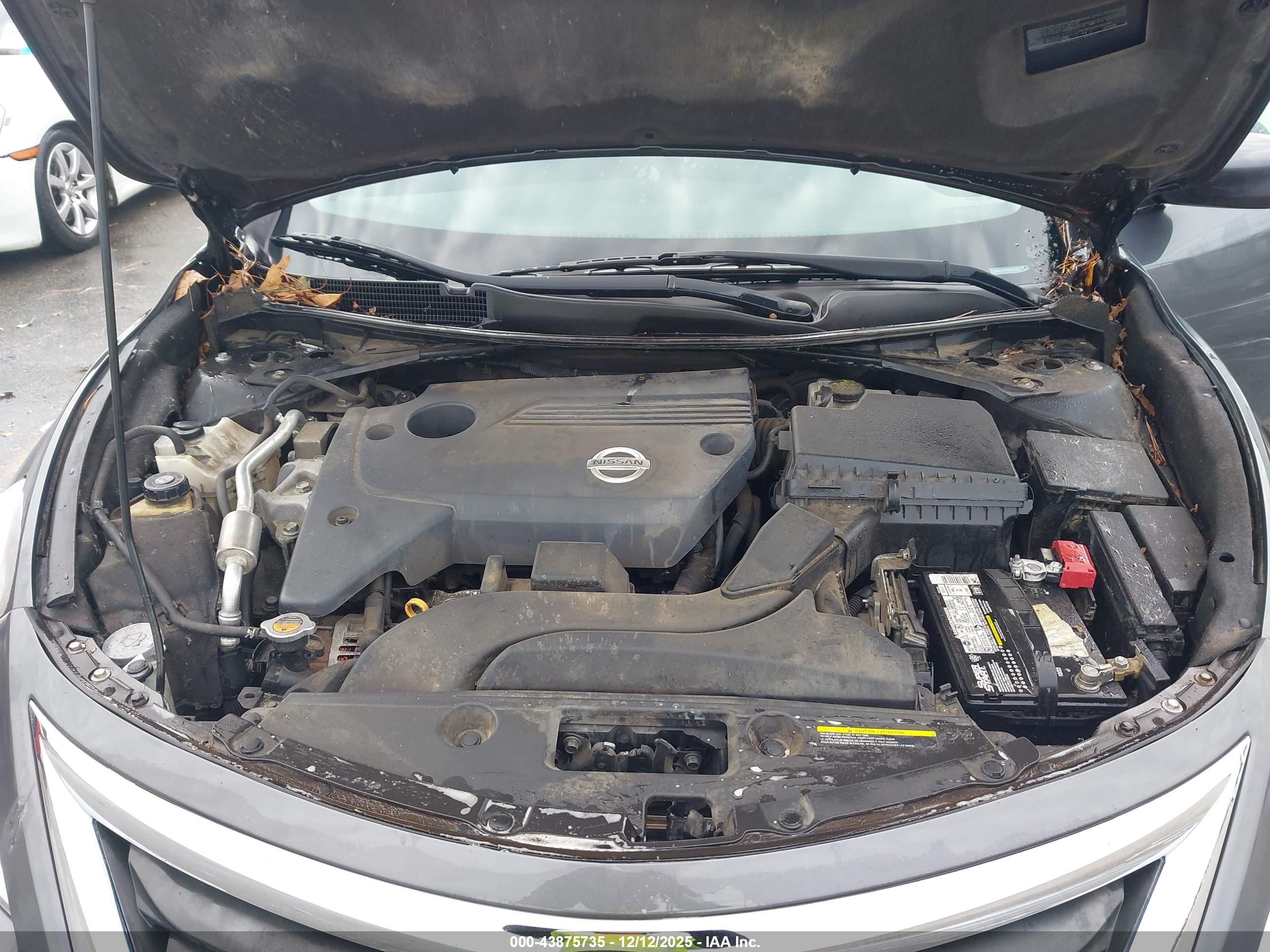 NISSAN ALTIMA image 10