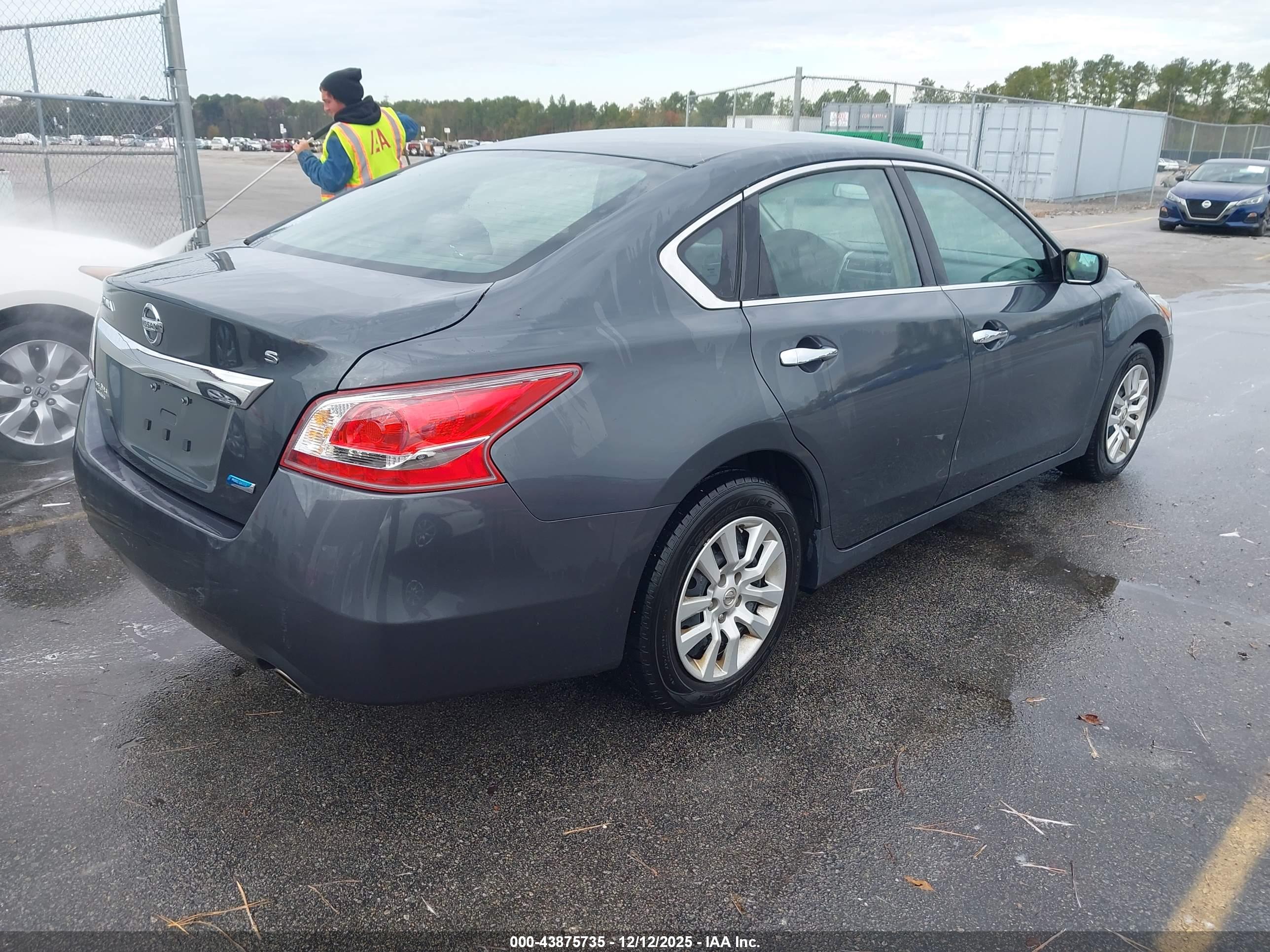NISSAN ALTIMA image 4