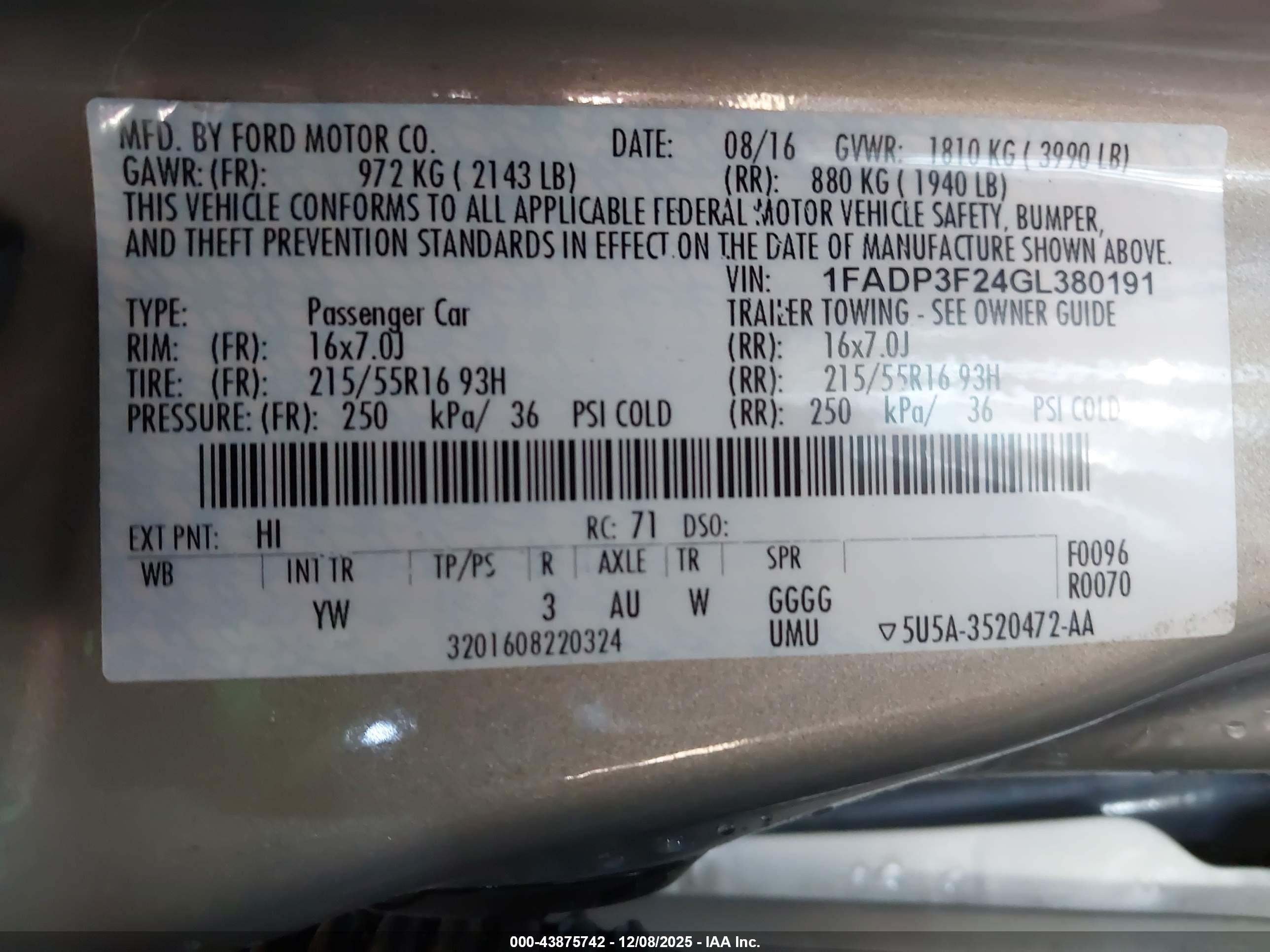 FORD FOCUS image 9