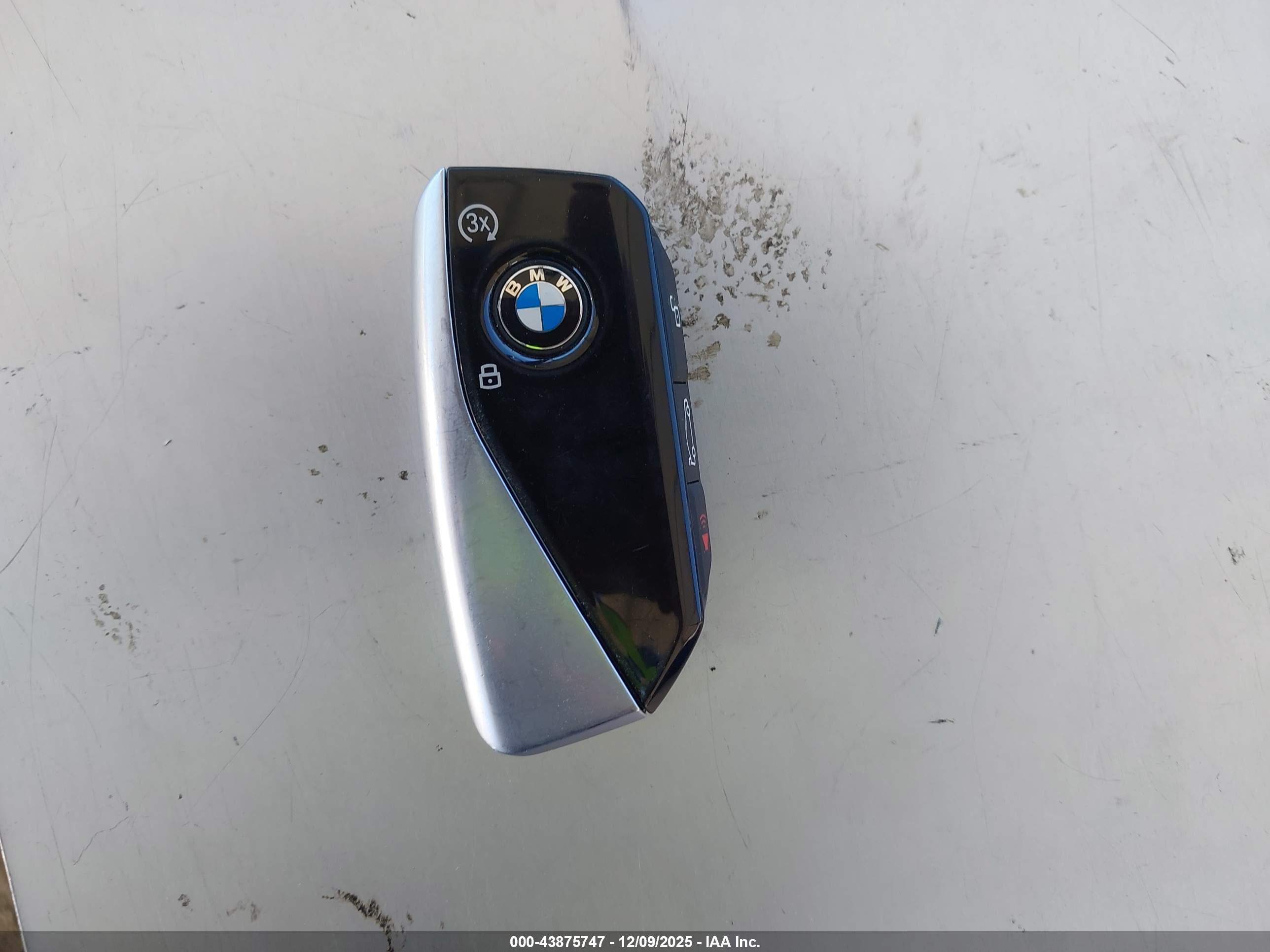 BMW I5 image 11