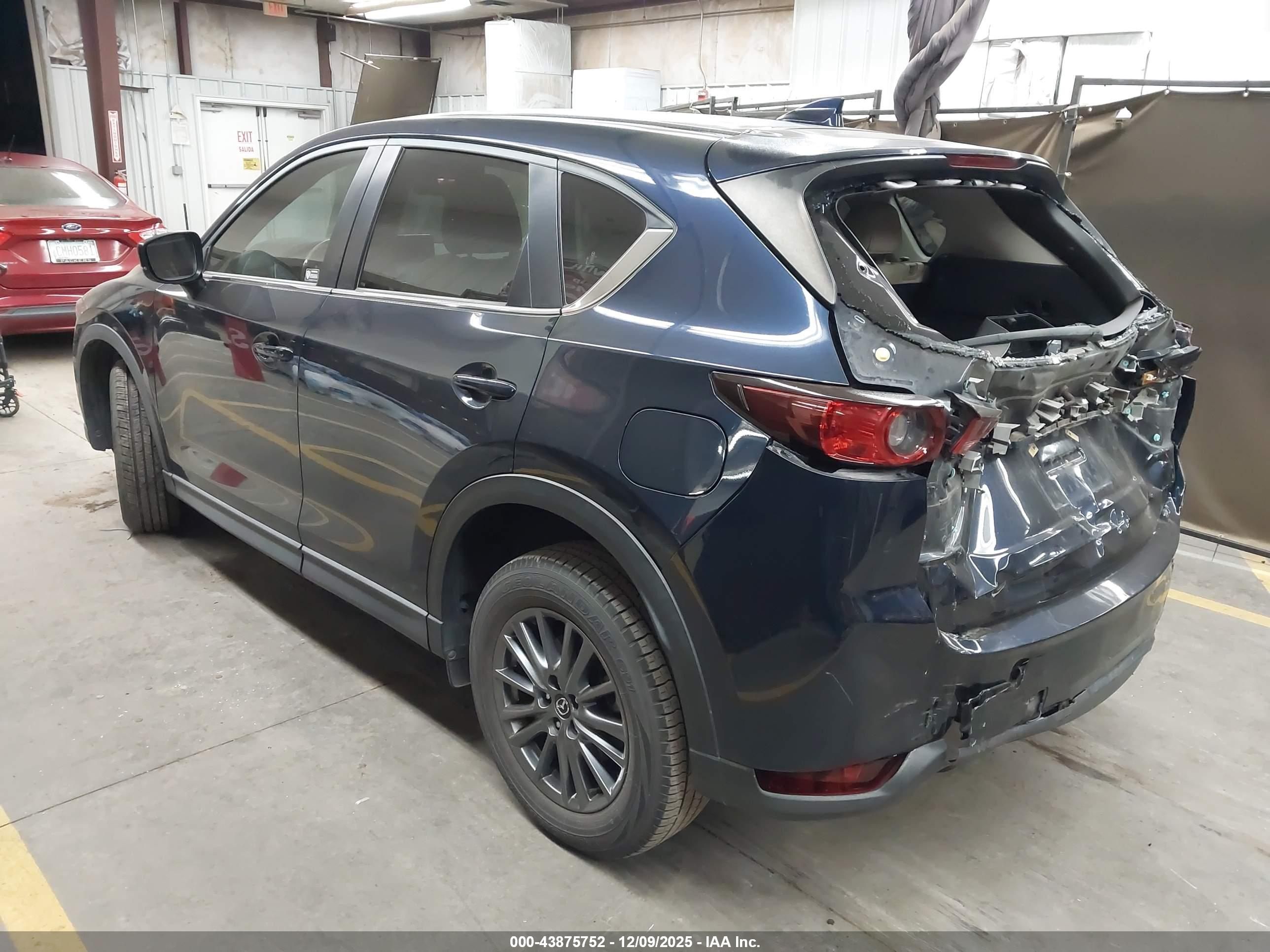 MAZDA CX-5 image 3