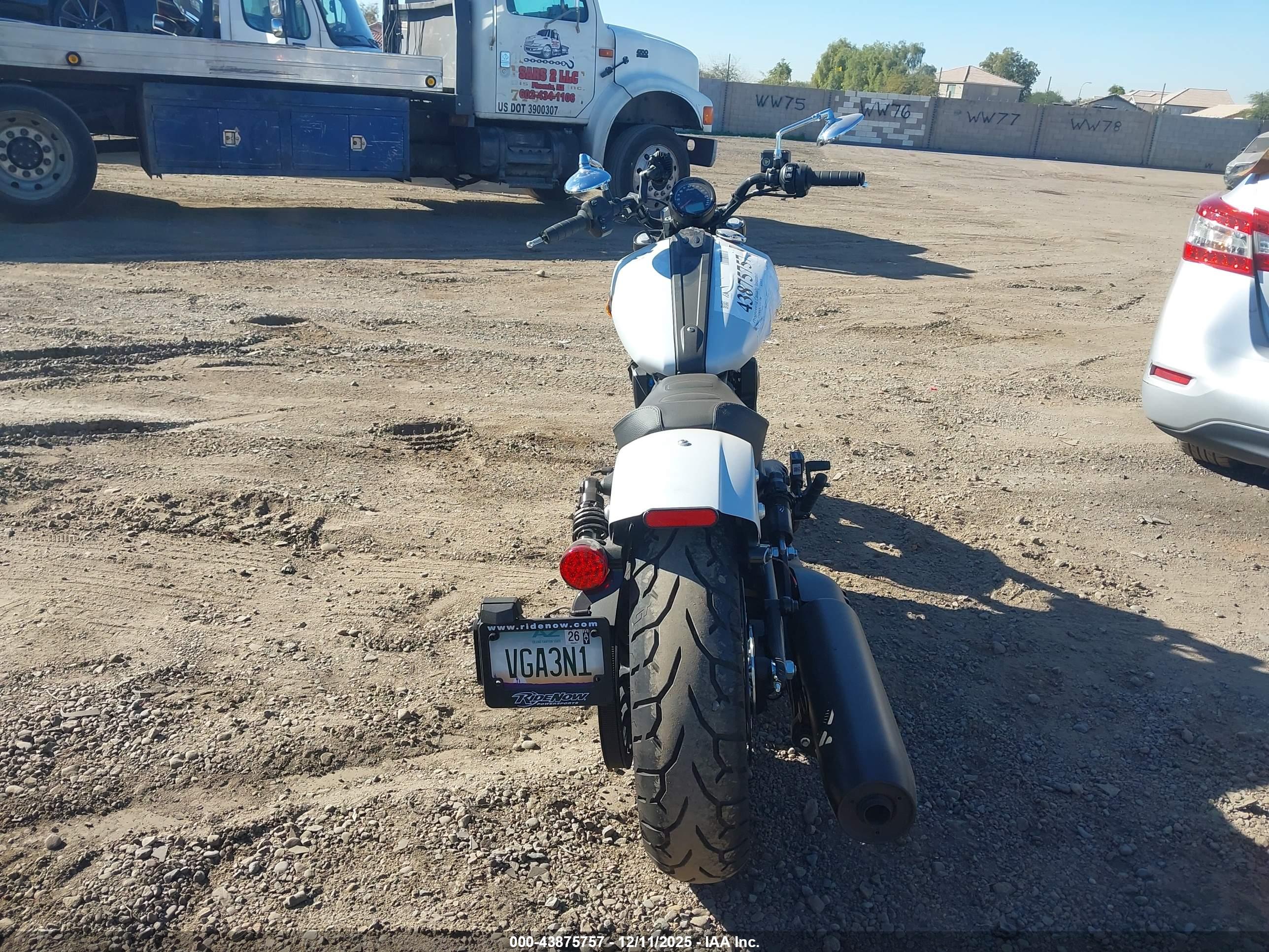 INDIAN MOTORCYCLE image 6