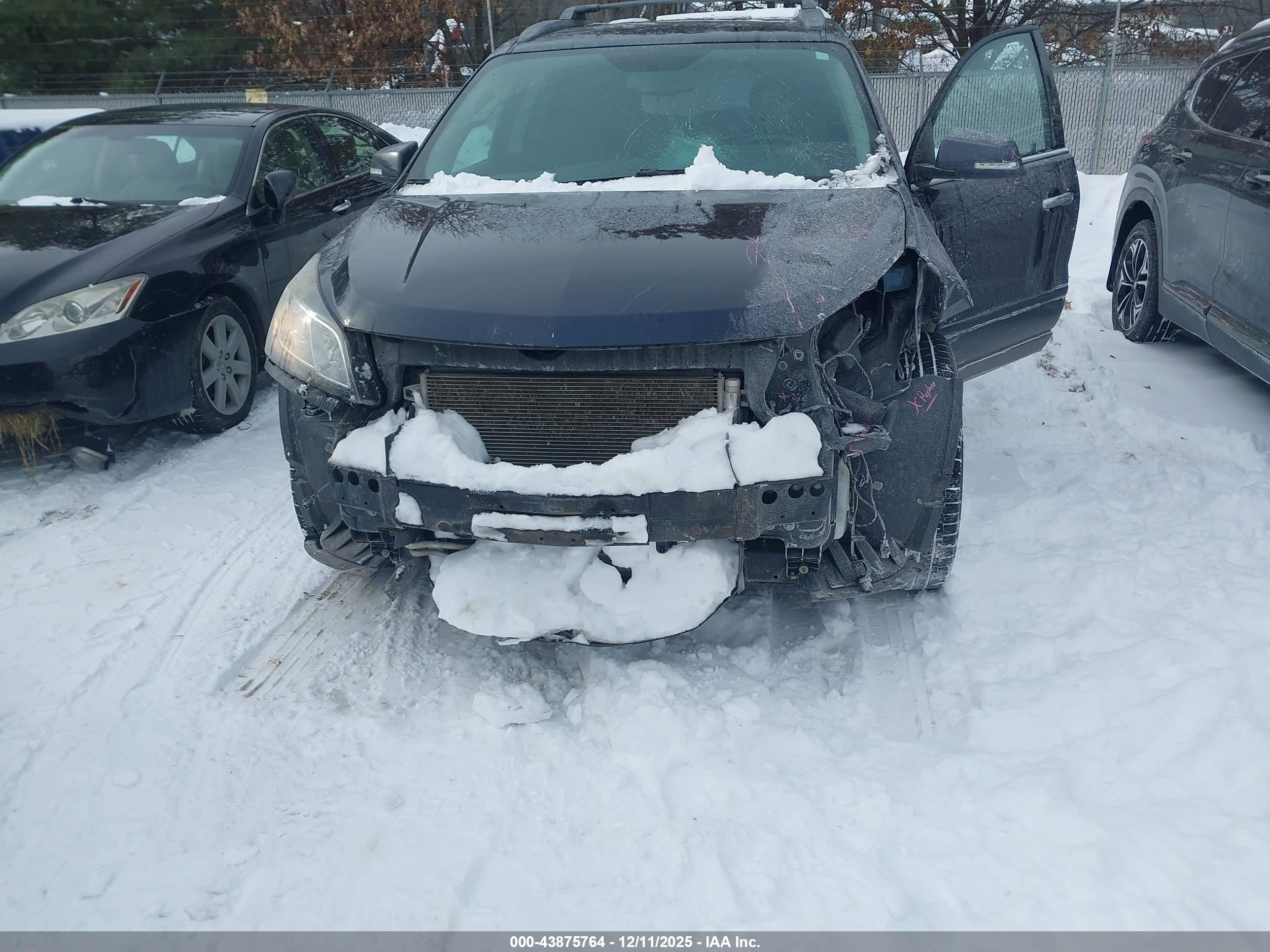 CHEVROLET TRAVERSE image 6