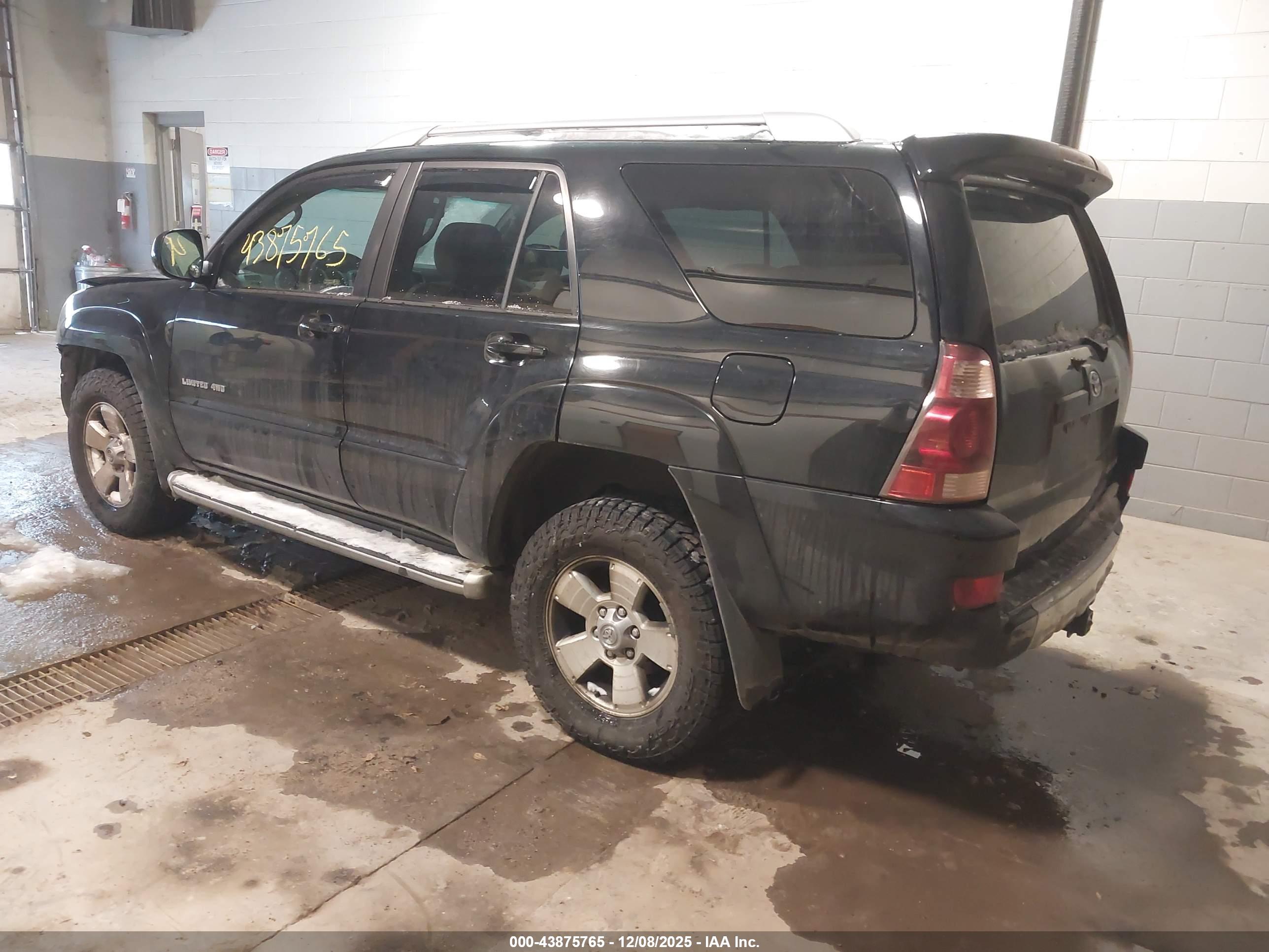 TOYOTA 4RUNNER image 3