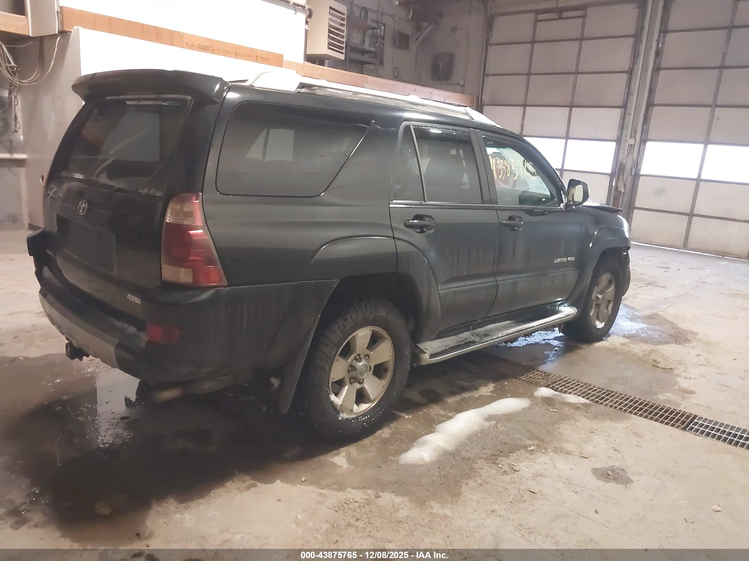 TOYOTA 4RUNNER image 4