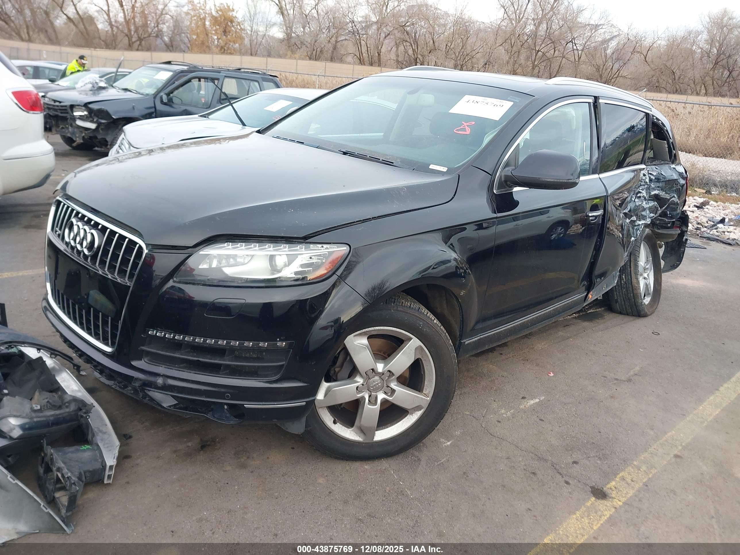 AUDI Q7 image 2
