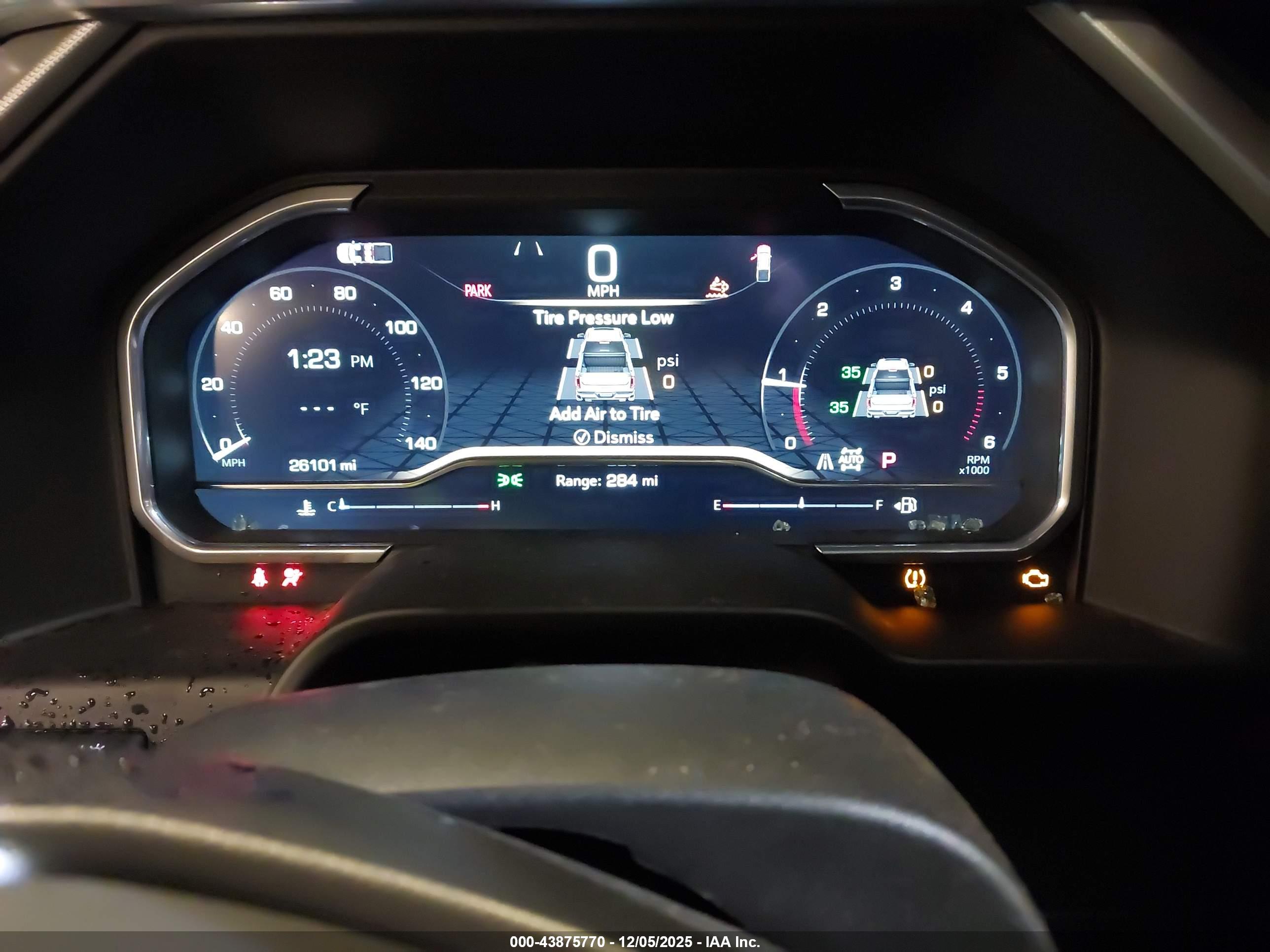GMC SIERRA image 7