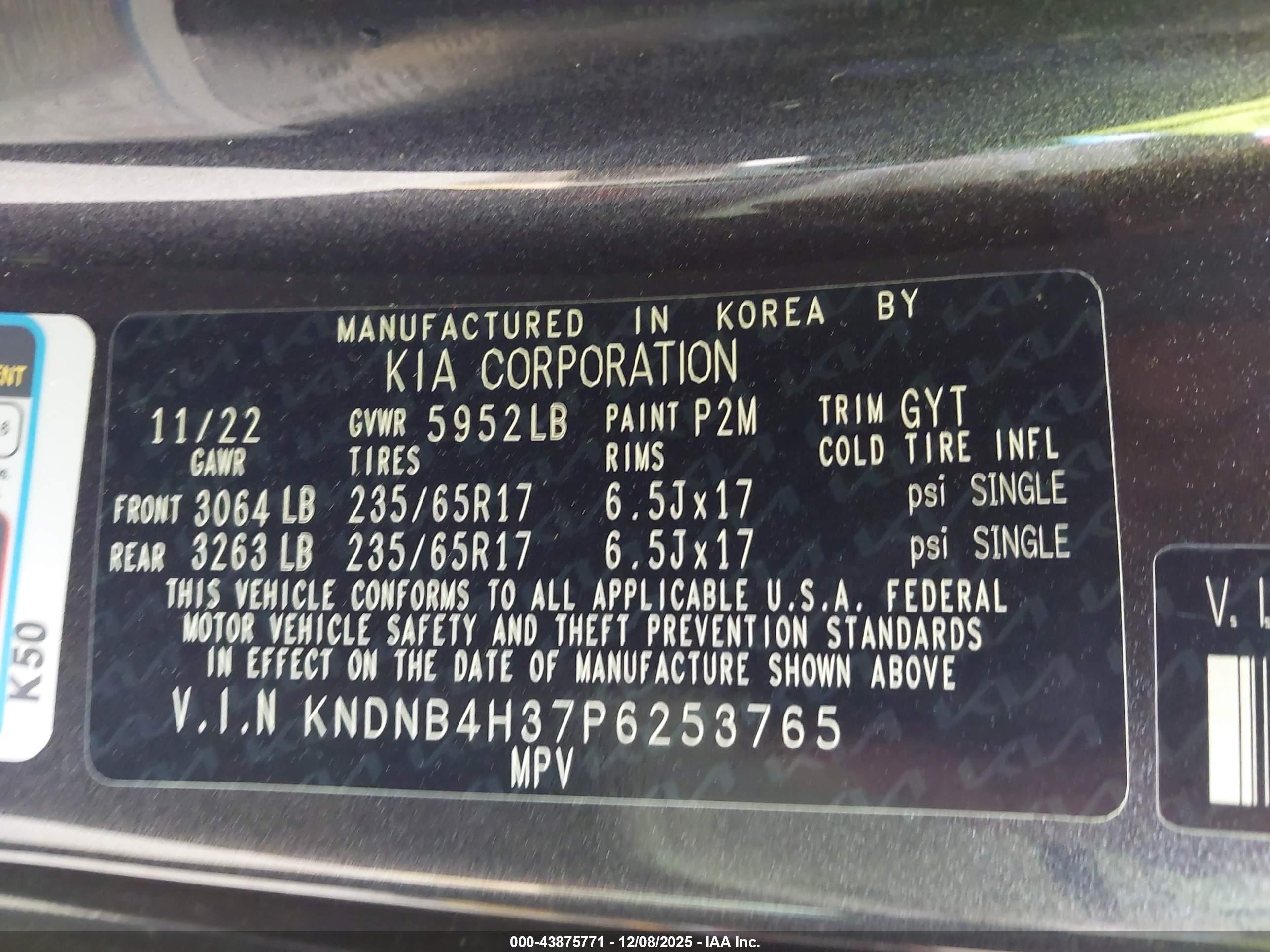 KIA CARNIVAL image 9