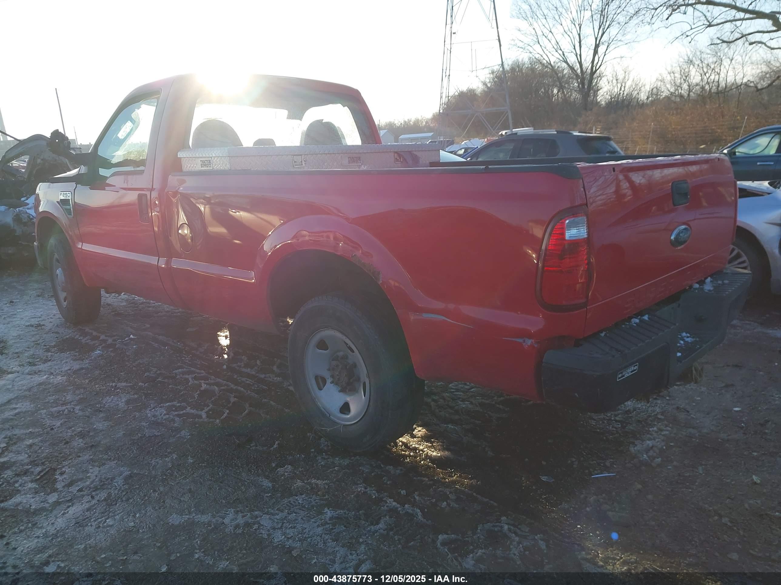 FORD F-250 image 3