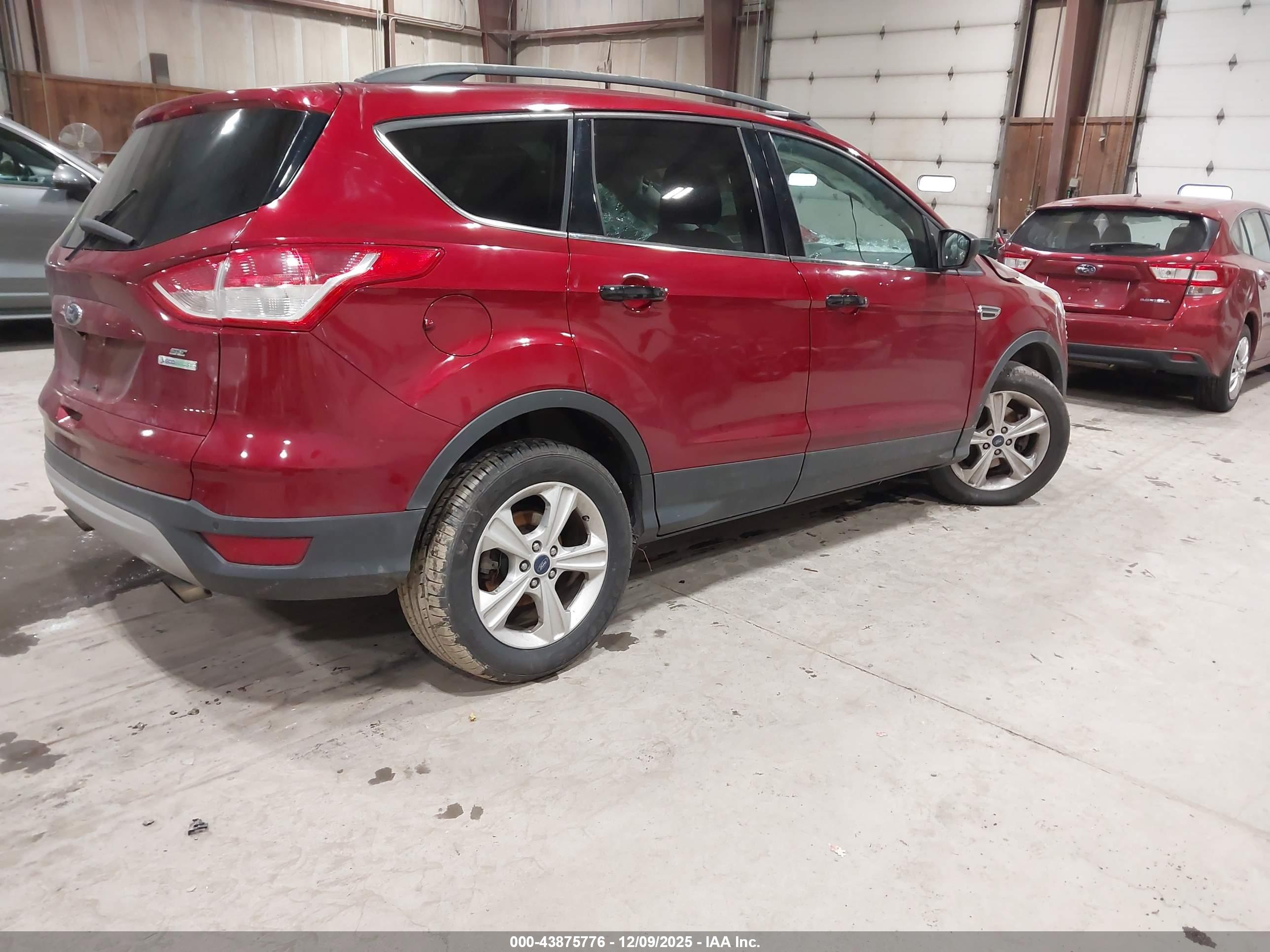 FORD ESCAPE image 4